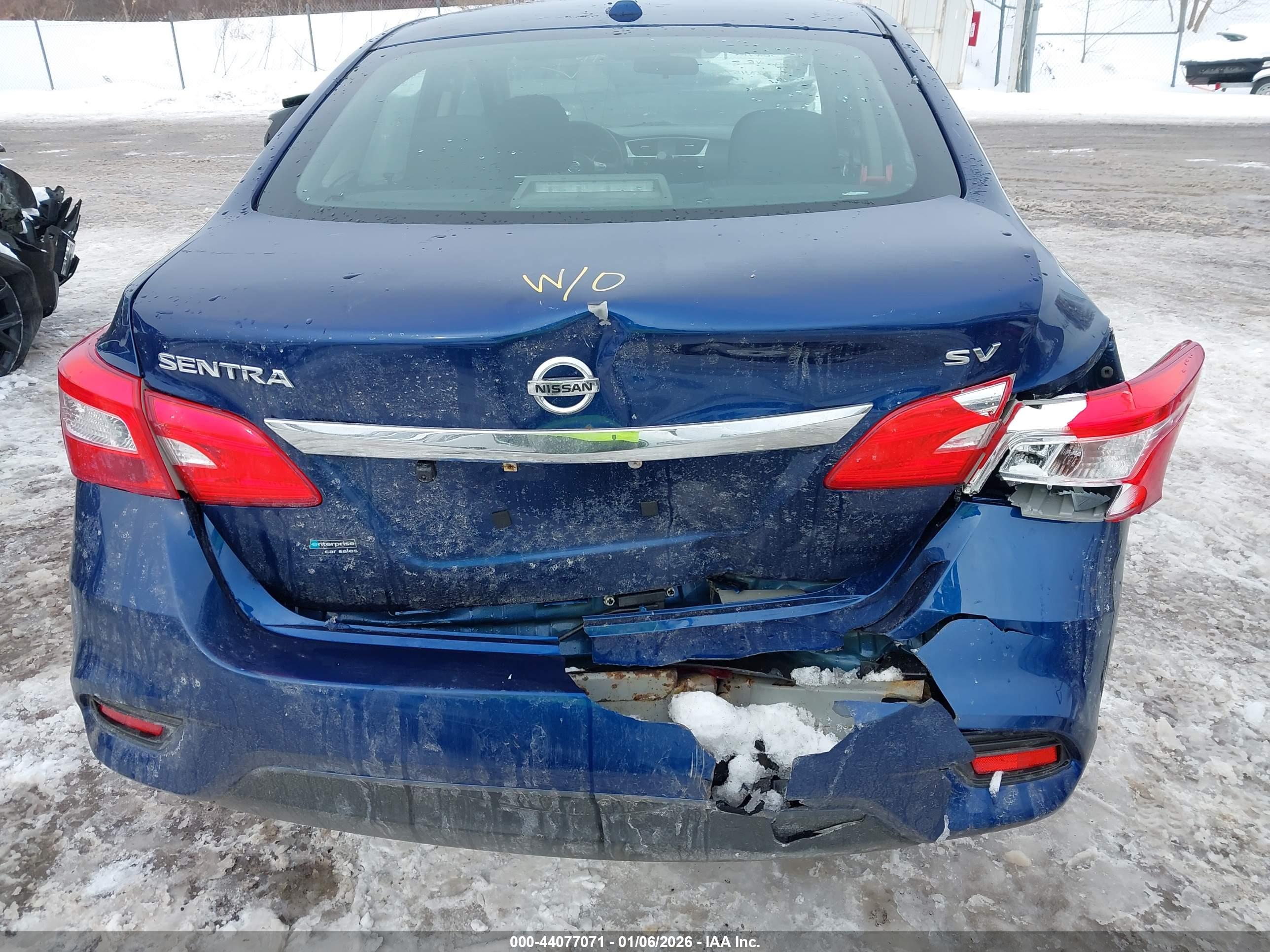 NISSAN SENTRA image 6