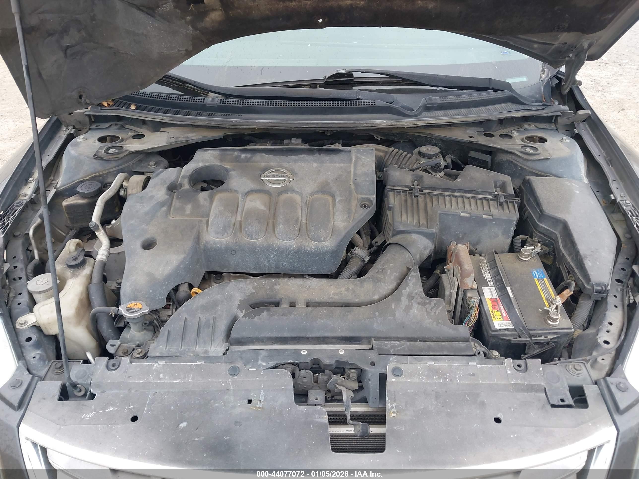 NISSAN ALTIMA image 10
