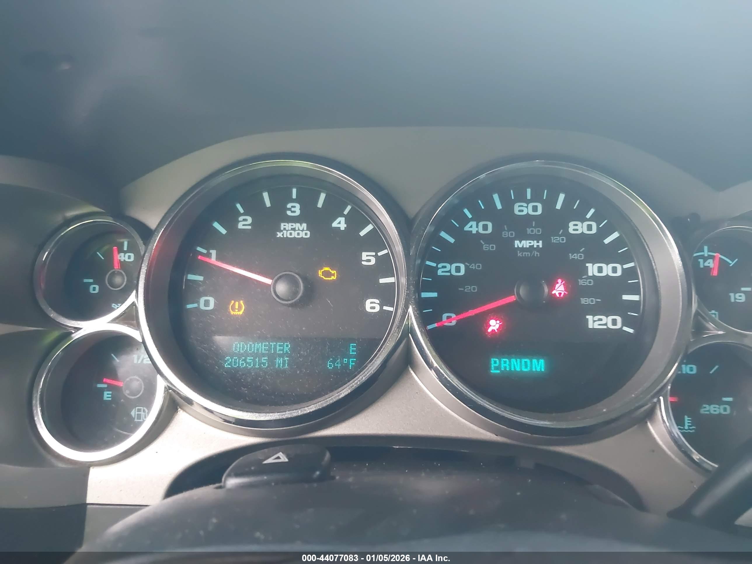 CHEVROLET SILVERADO image 7