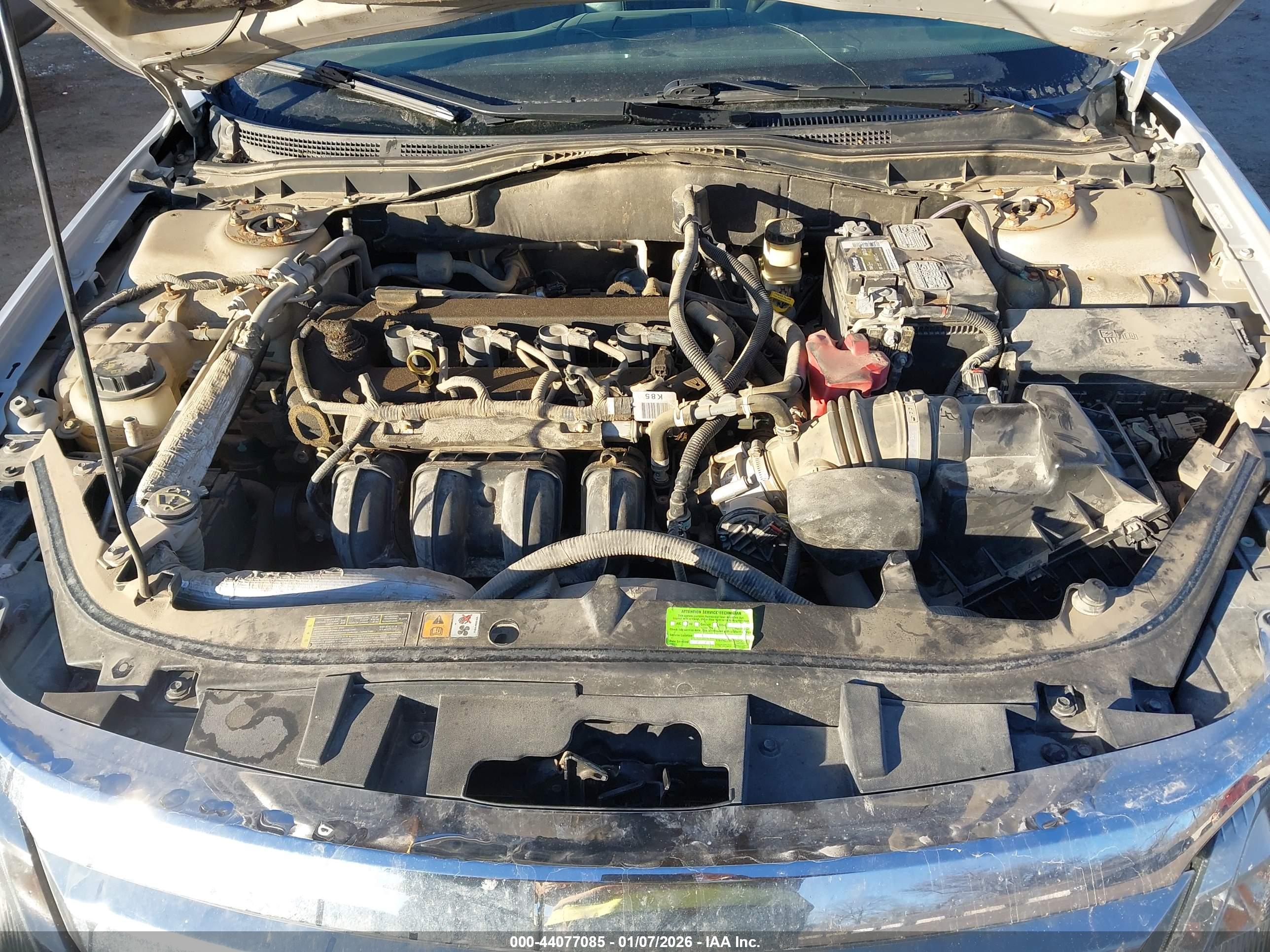 FORD FUSION image 10