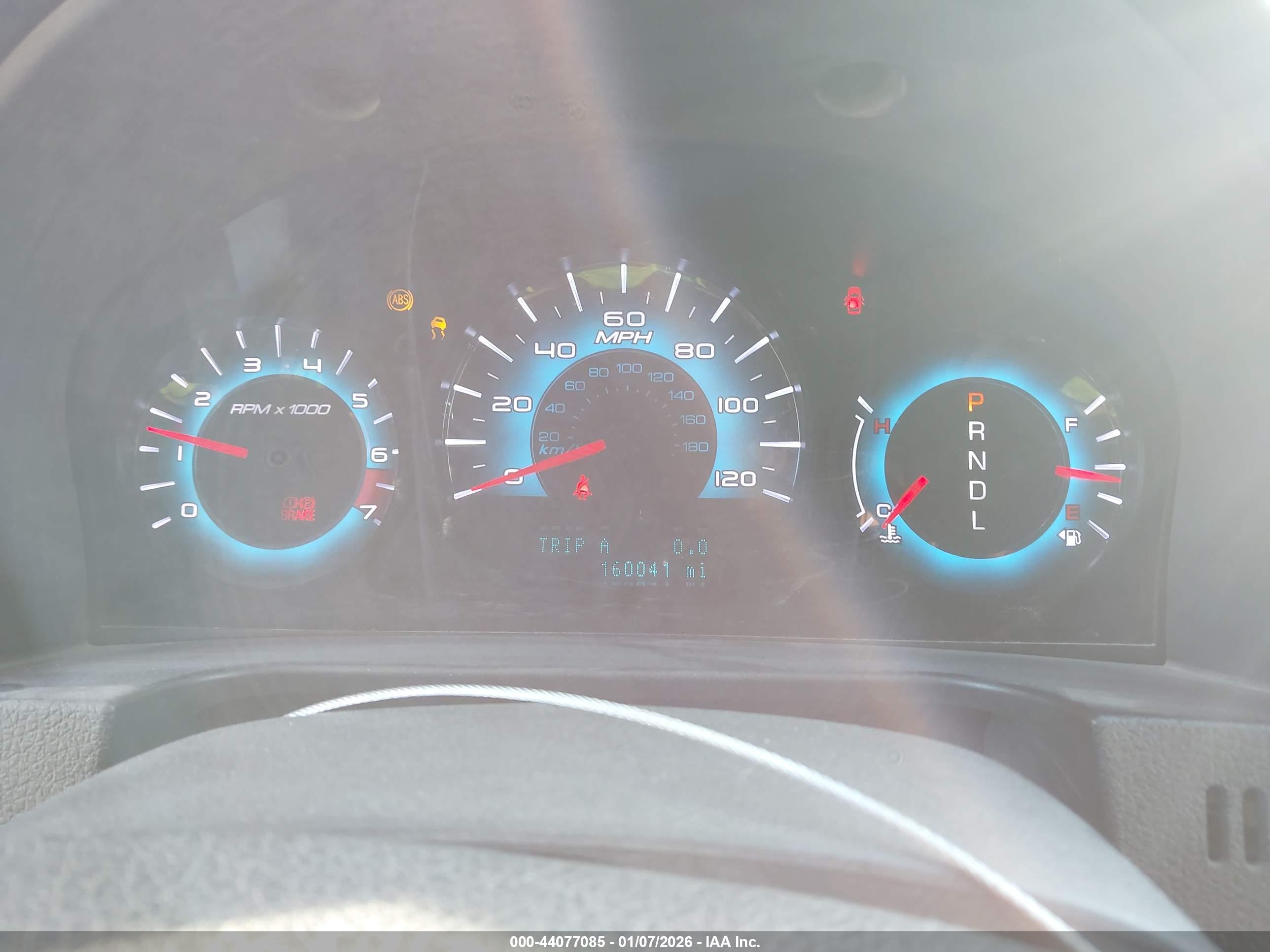FORD FUSION image 7