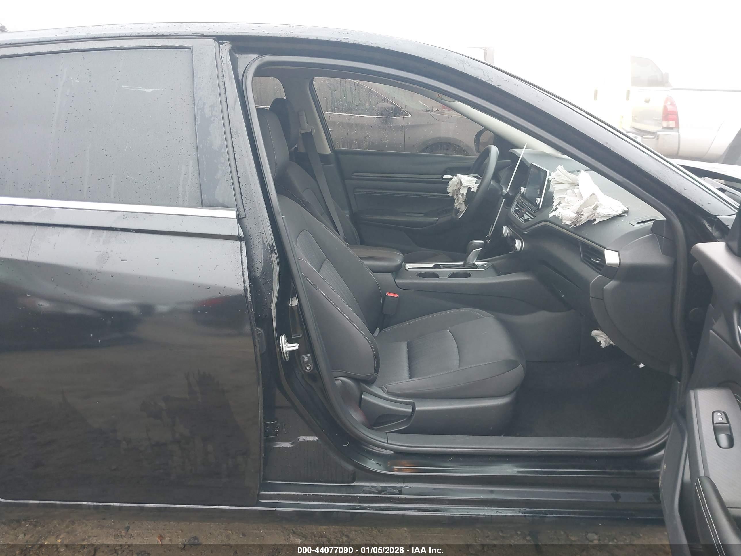 NISSAN ALTIMA image 5