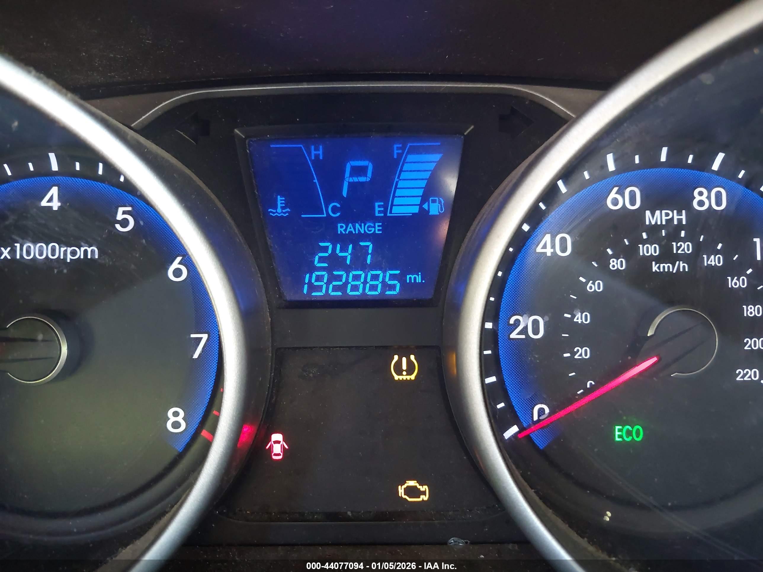 HYUNDAI TUCSON image 7