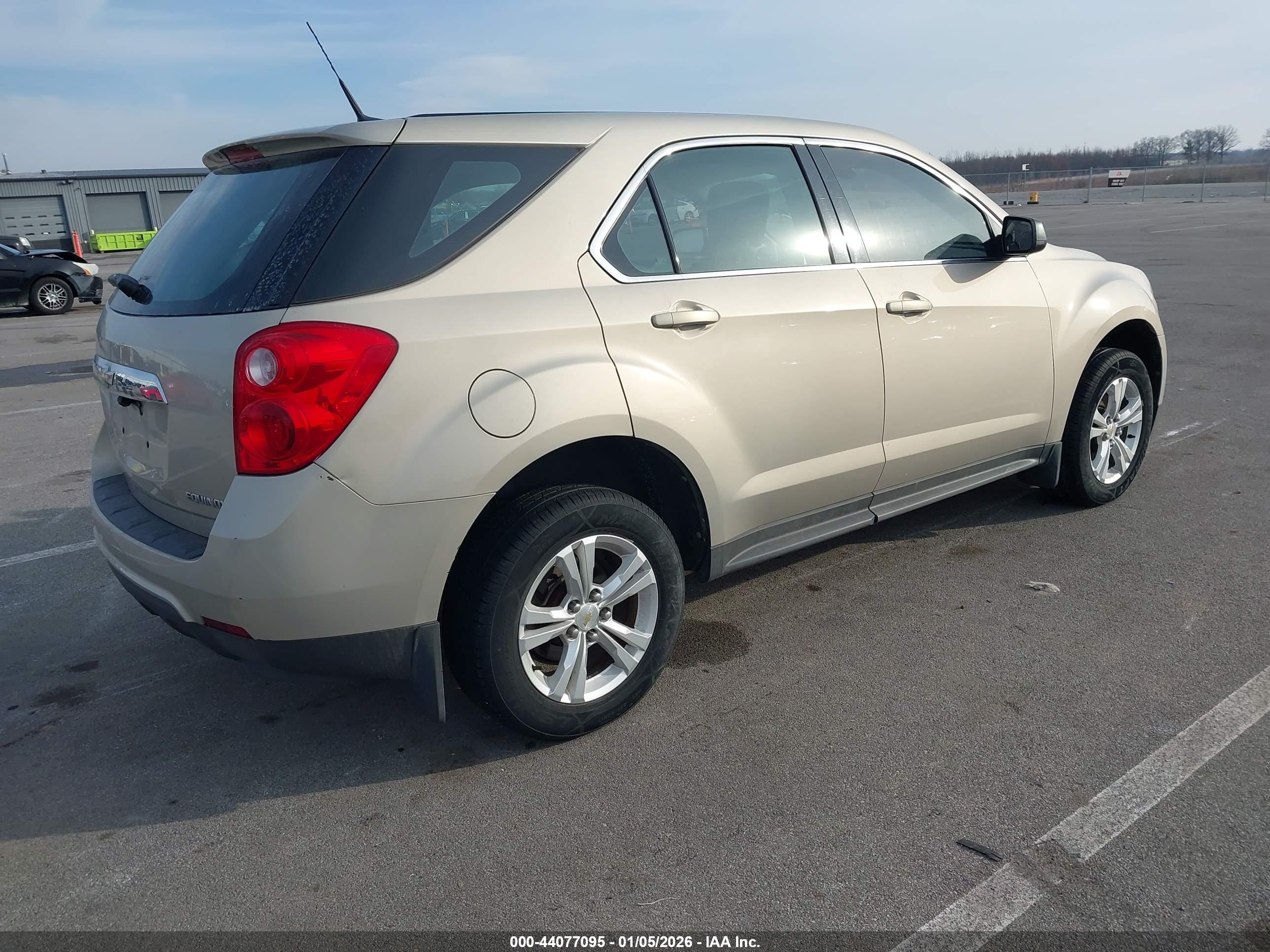 CHEVROLET EQUINOX image 4