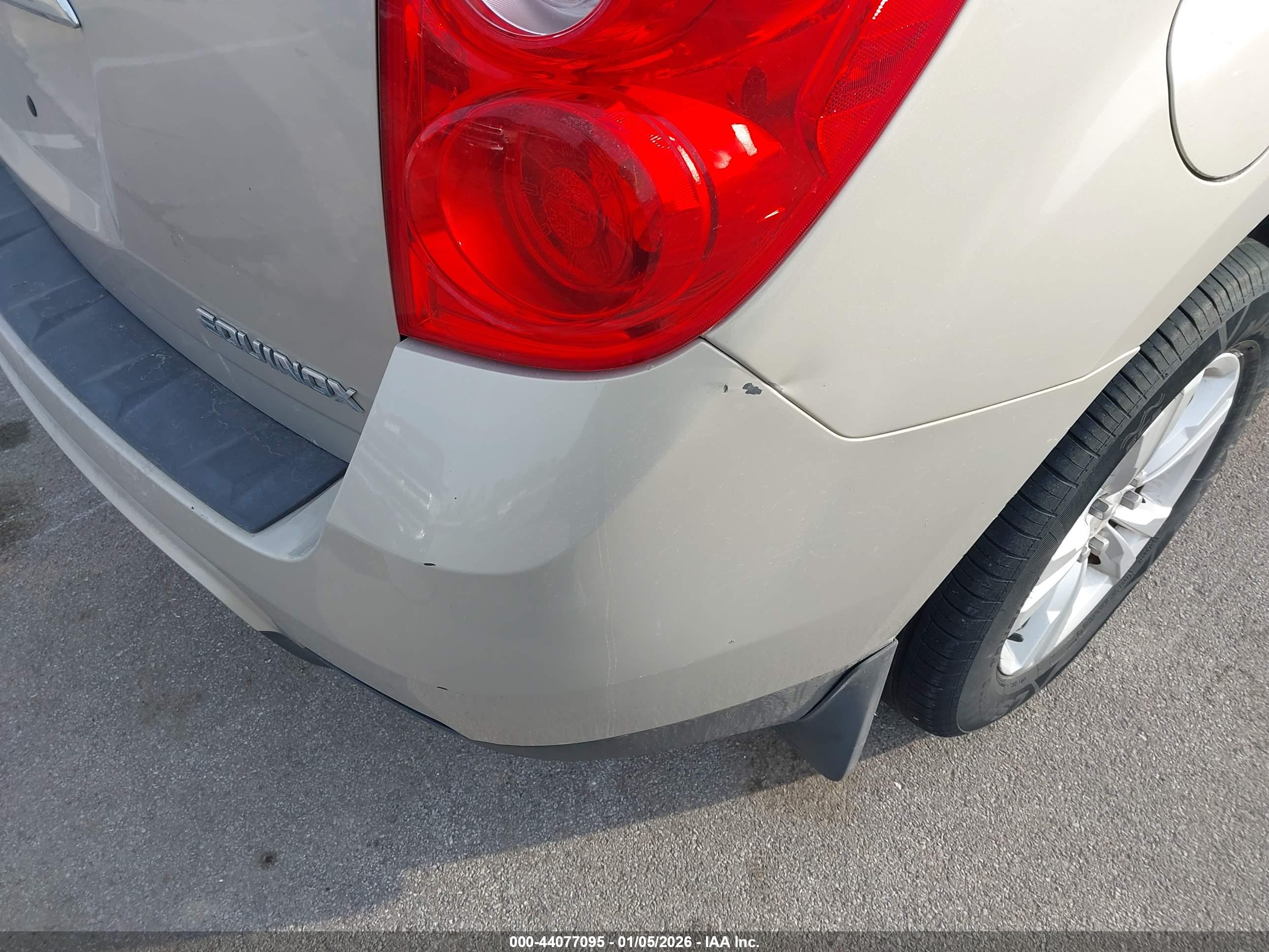 CHEVROLET EQUINOX image 6