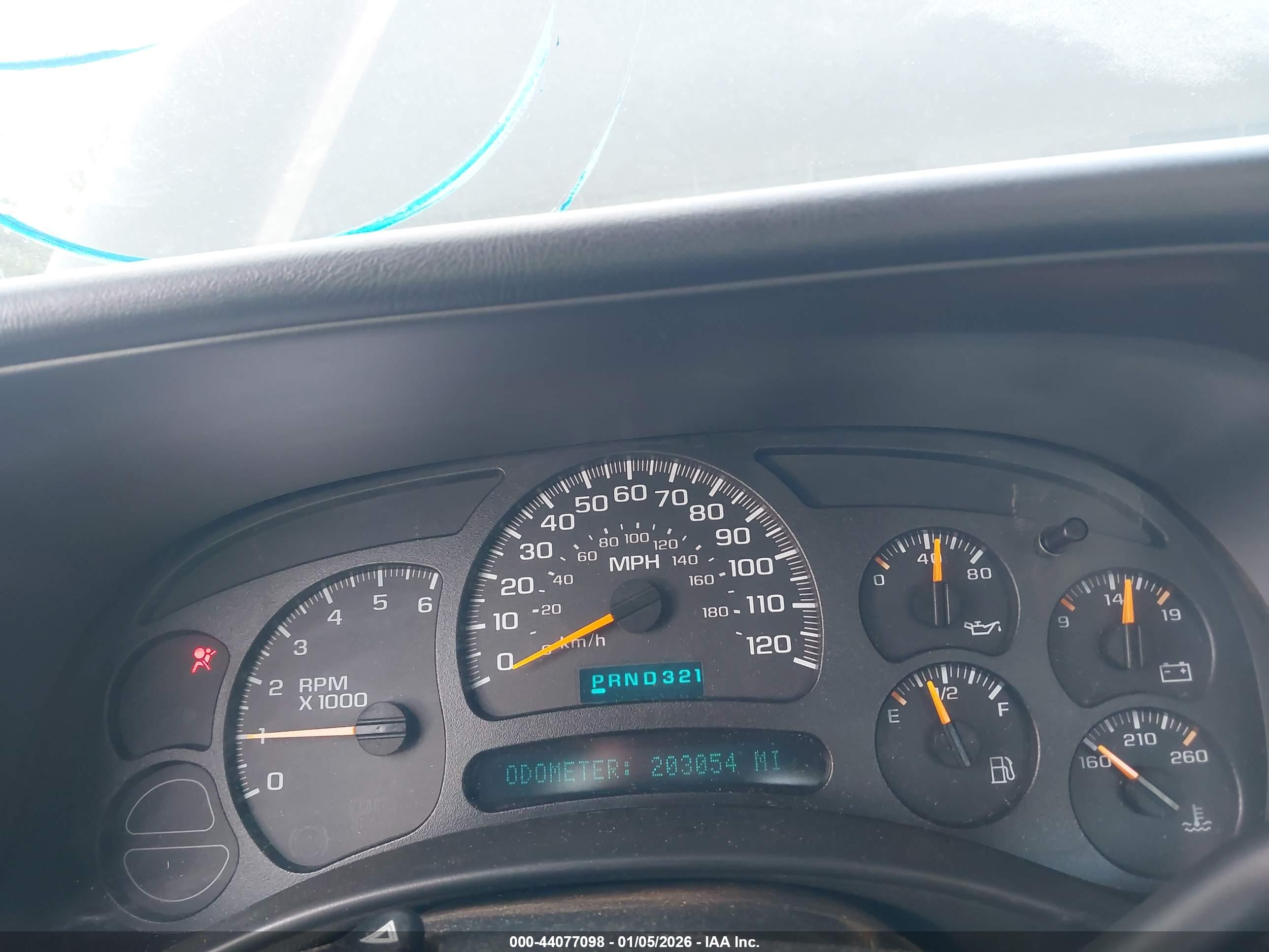 CHEVROLET SILVERADO image 7