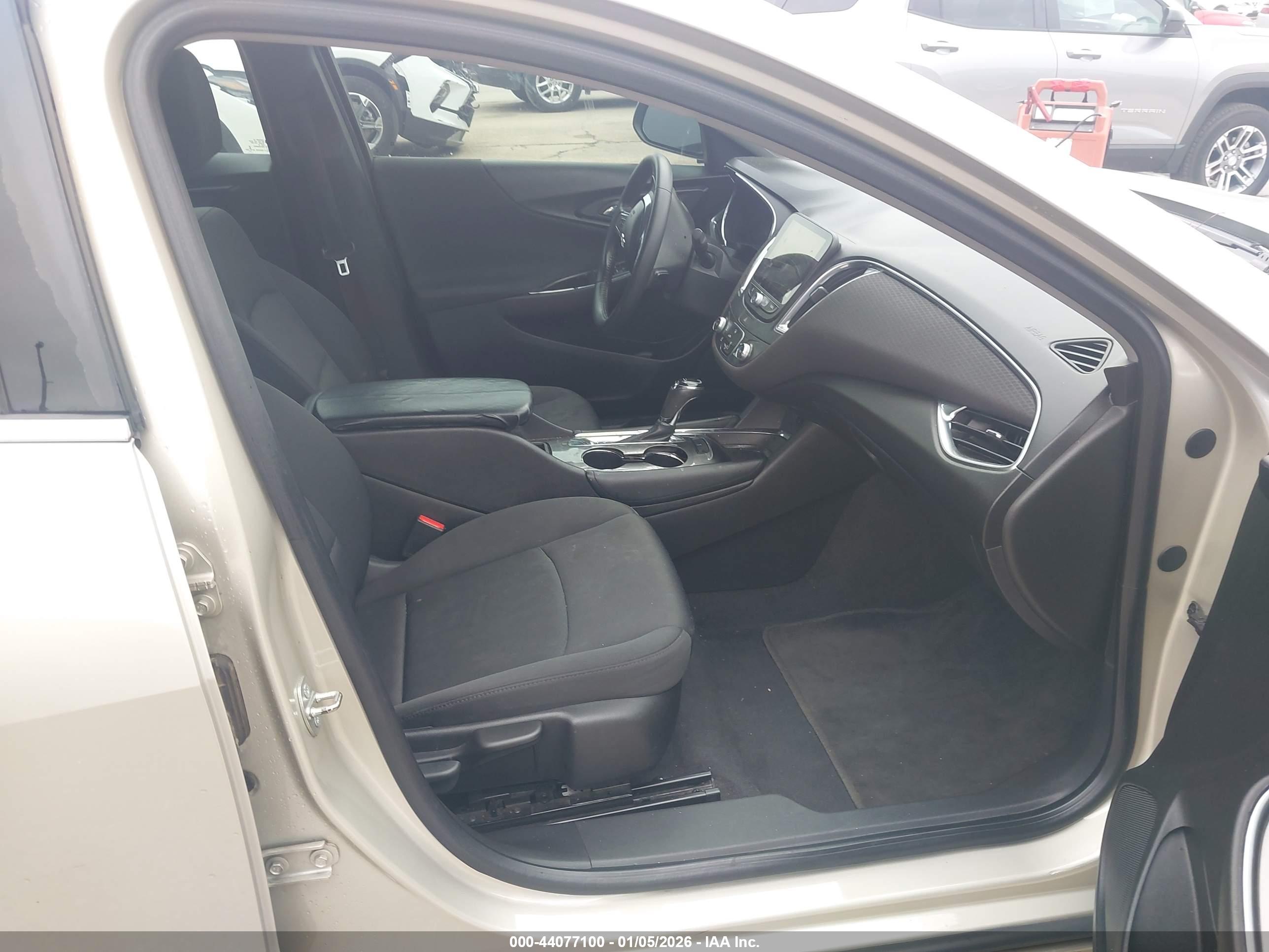 CHEVROLET MALIBU image 5