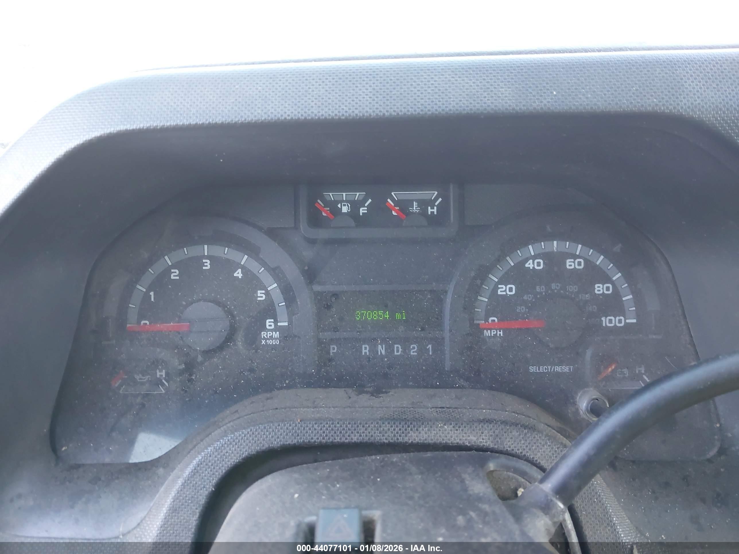 FORD E-350 image 7