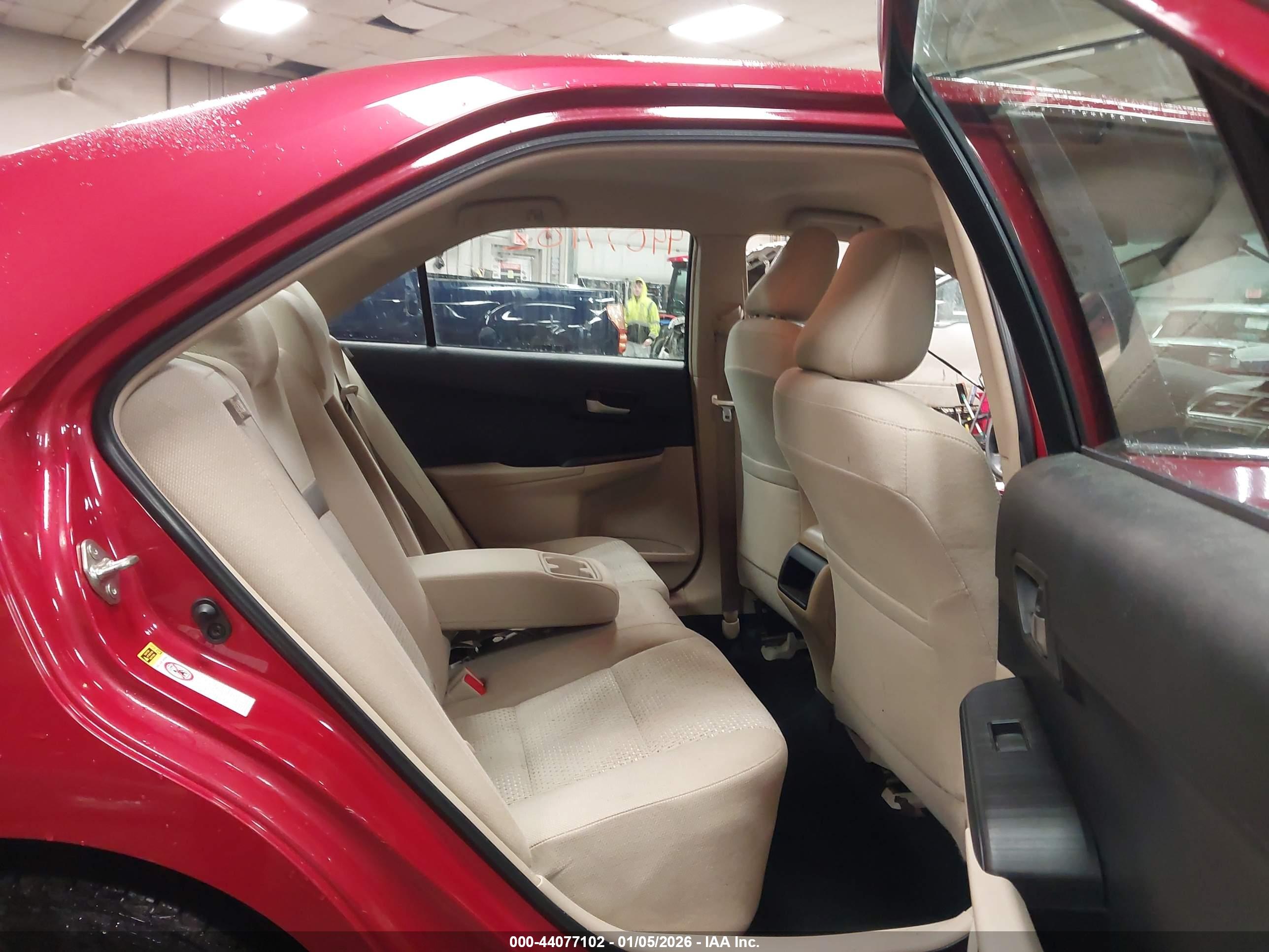 TOYOTA CAMRY image 8