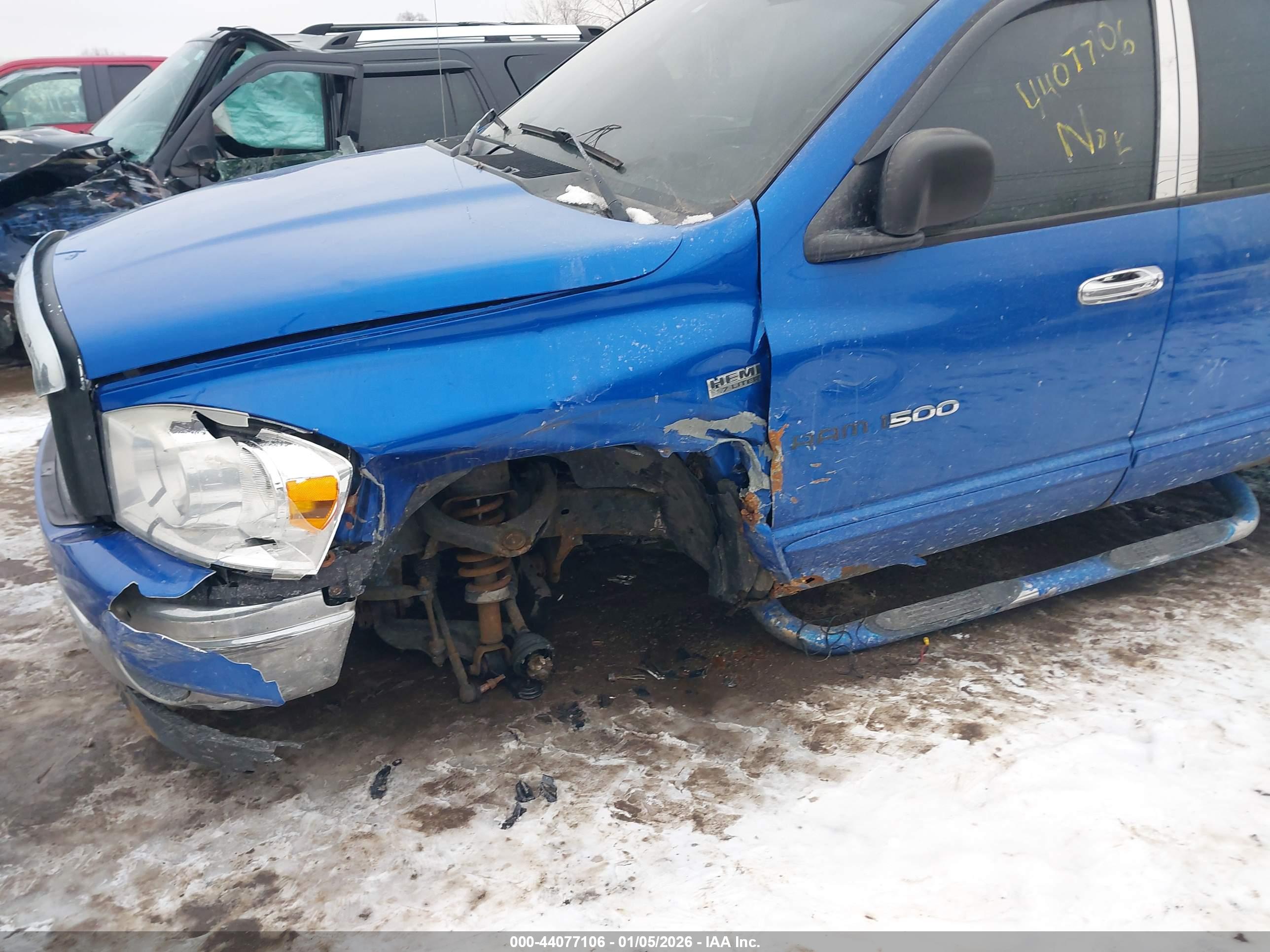 DODGE RAM image 6