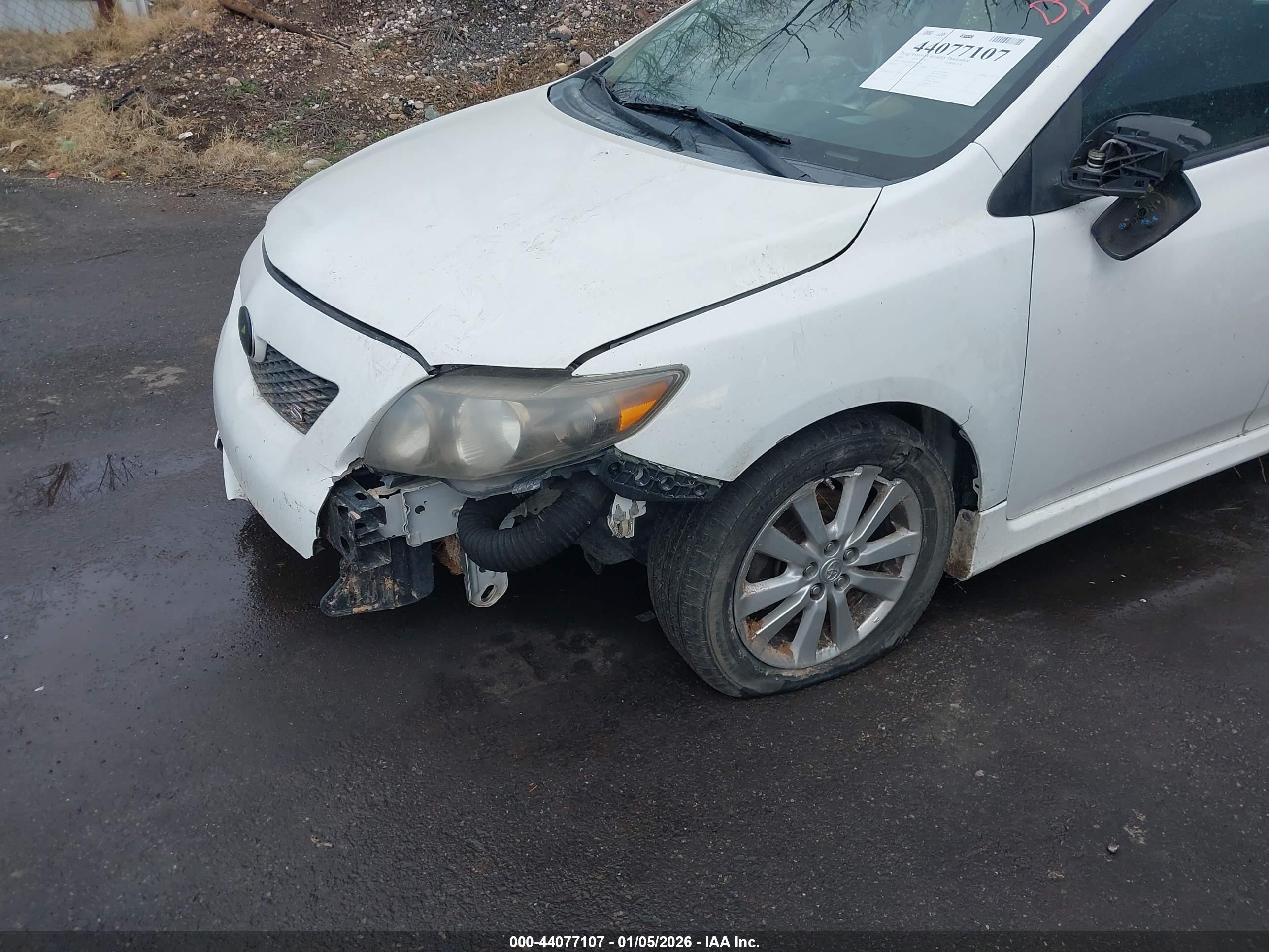 TOYOTA COROLLA image 6