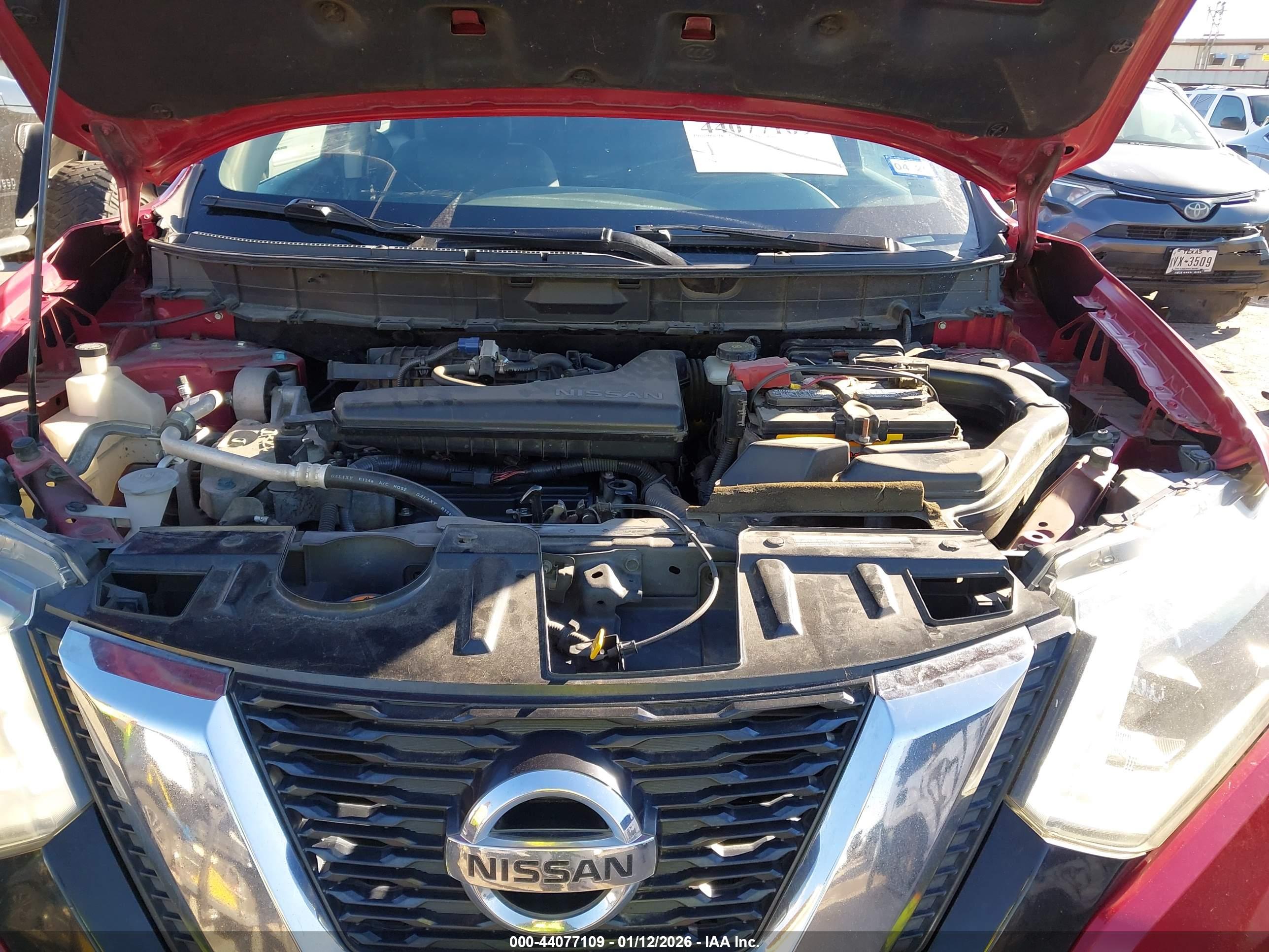 NISSAN ROGUE image 10