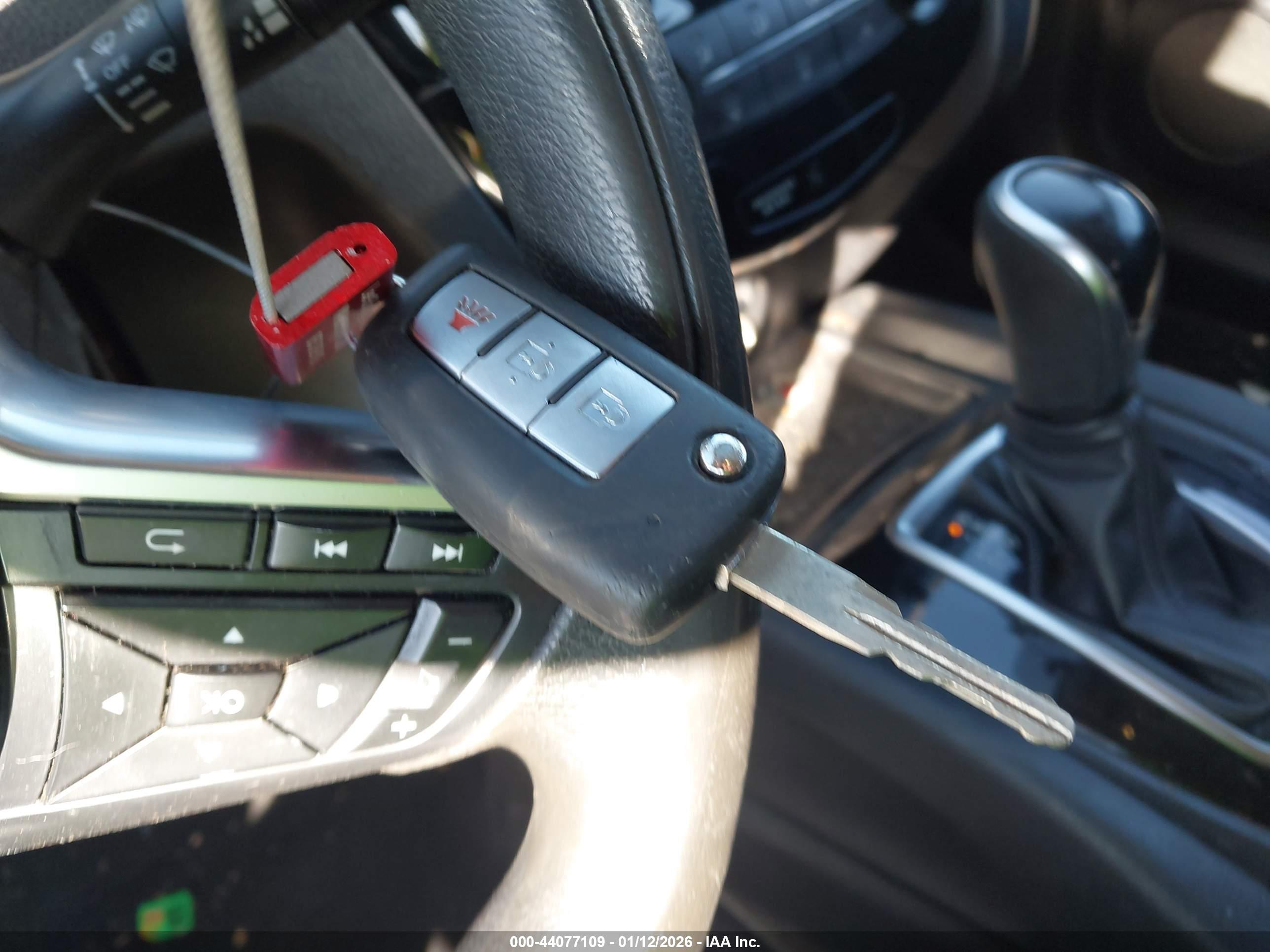 NISSAN ROGUE image 11