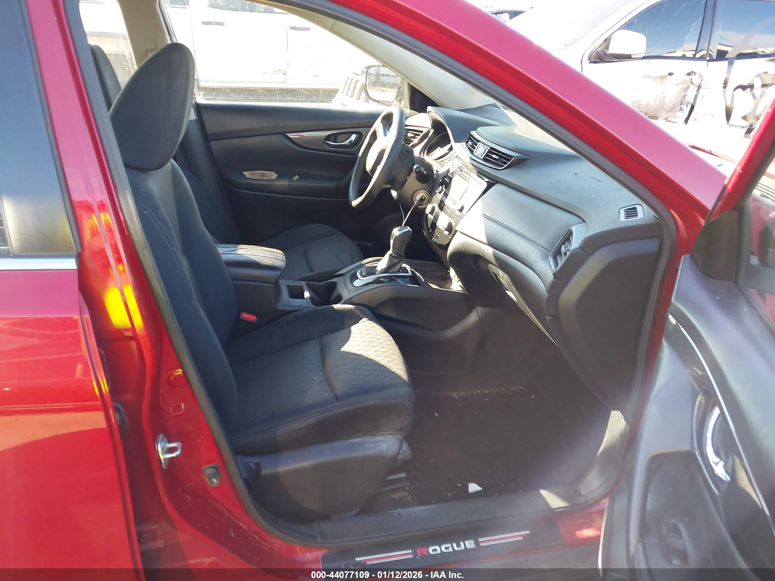 NISSAN ROGUE image 5
