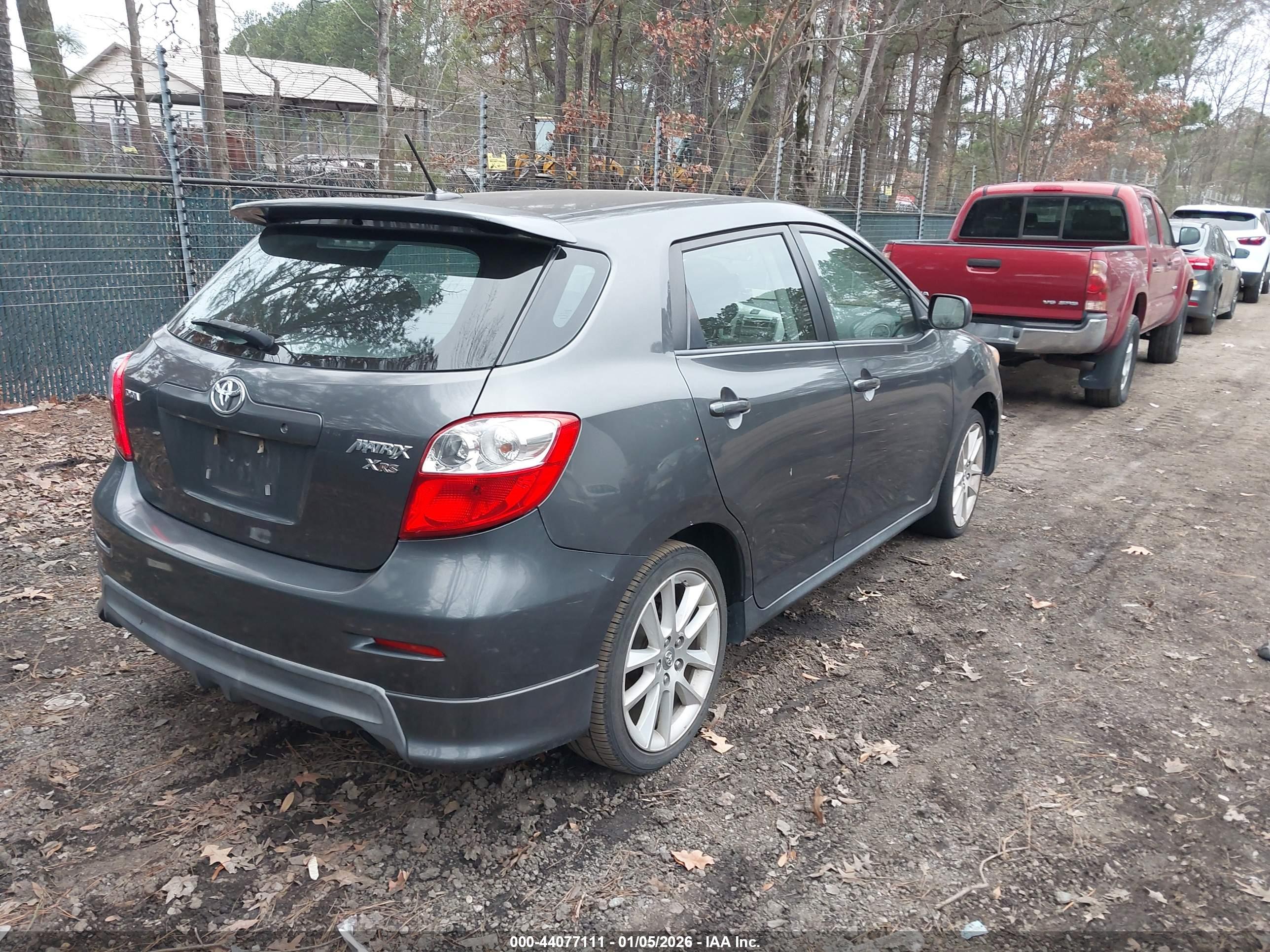 TOYOTA MATRIX image 4