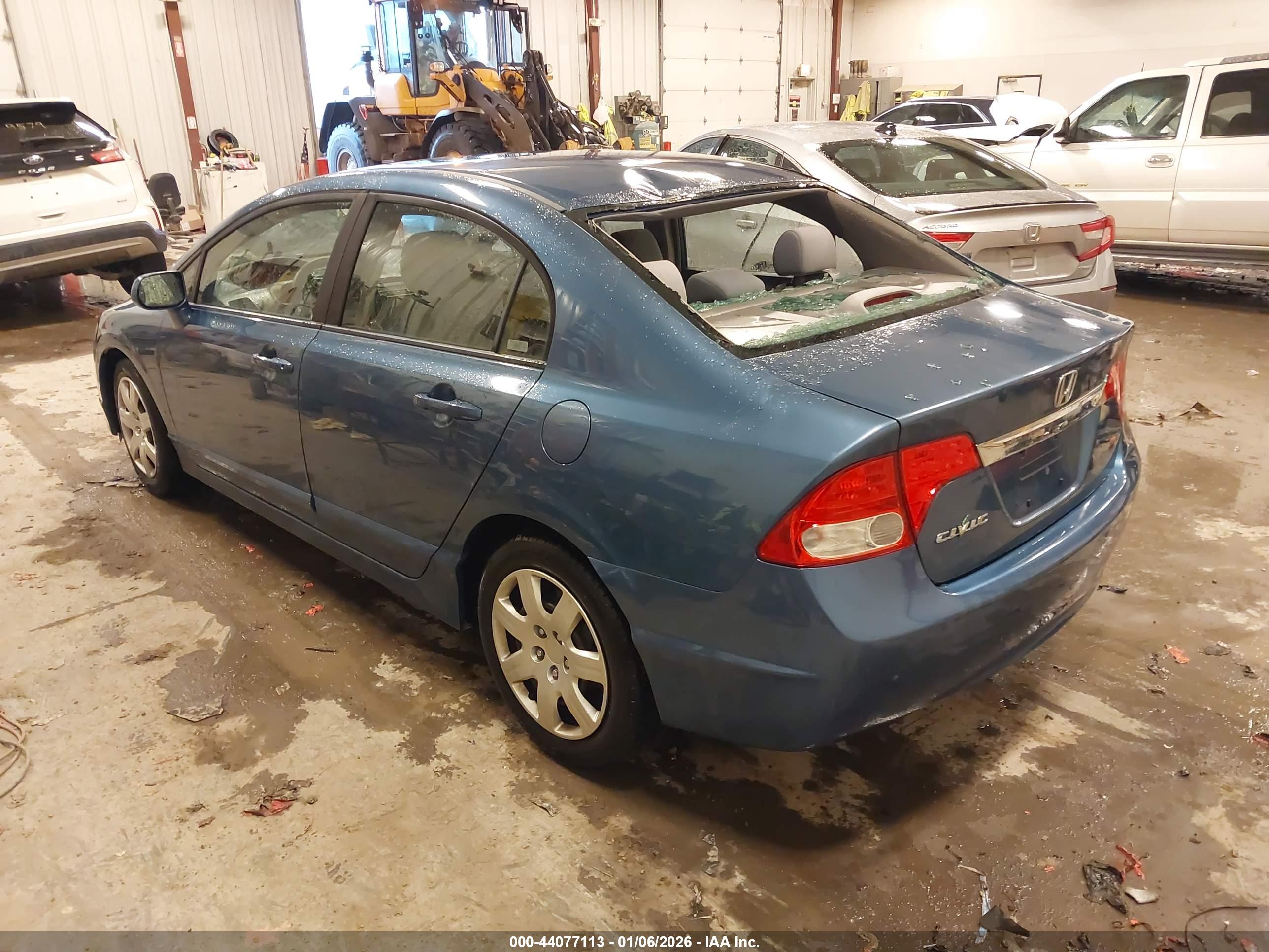HONDA CIVIC image 3