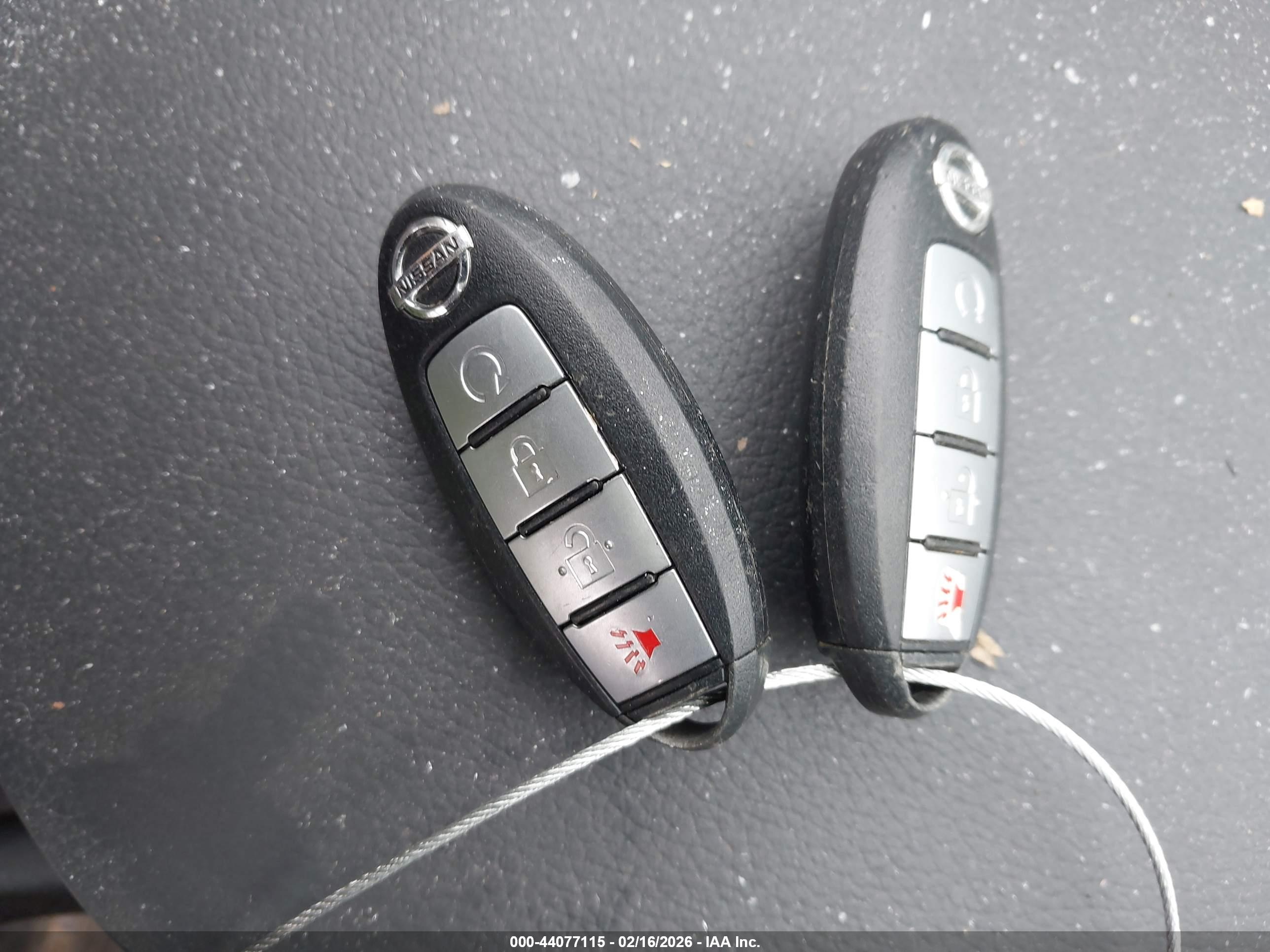 NISSAN ROGUE image 11
