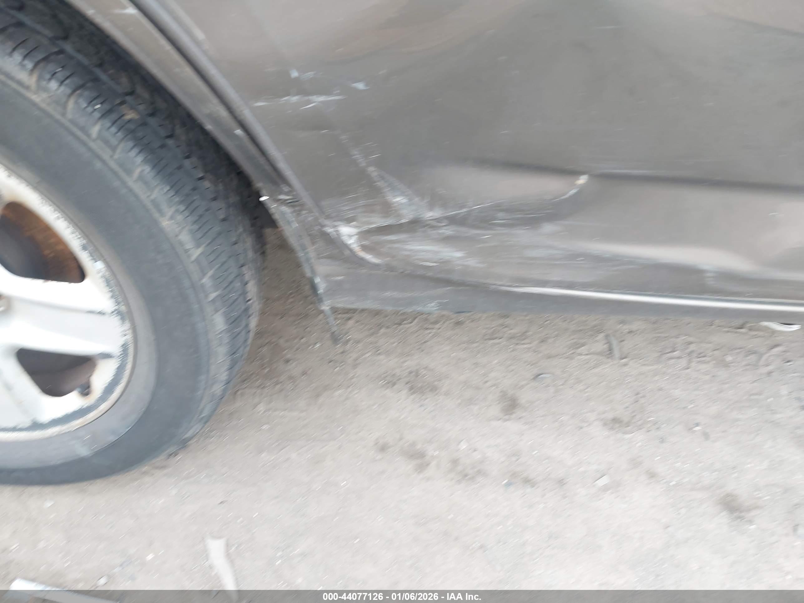 TOYOTA RAV4 image 6