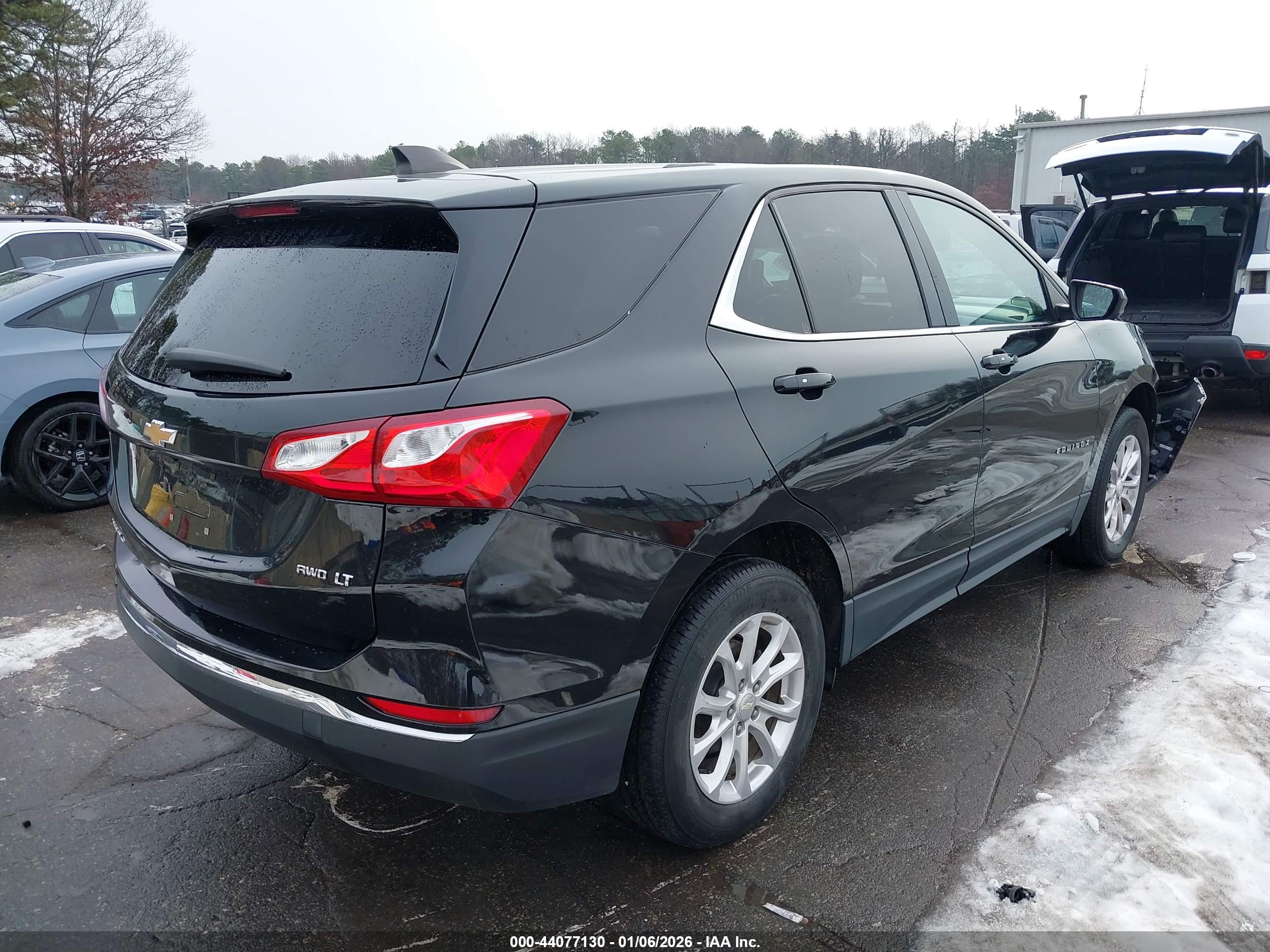 CHEVROLET EQUINOX image 4