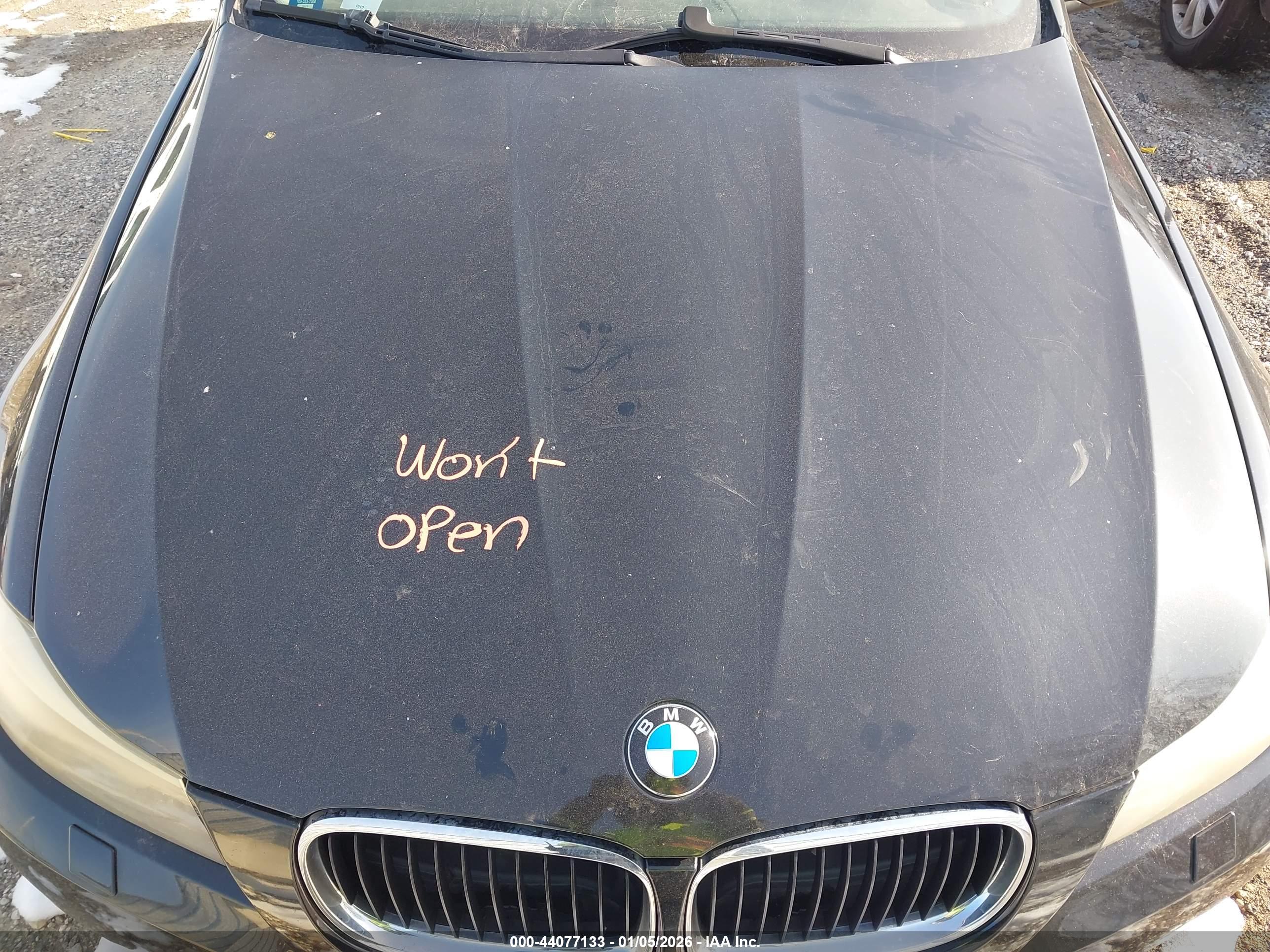 BMW 328I image 10