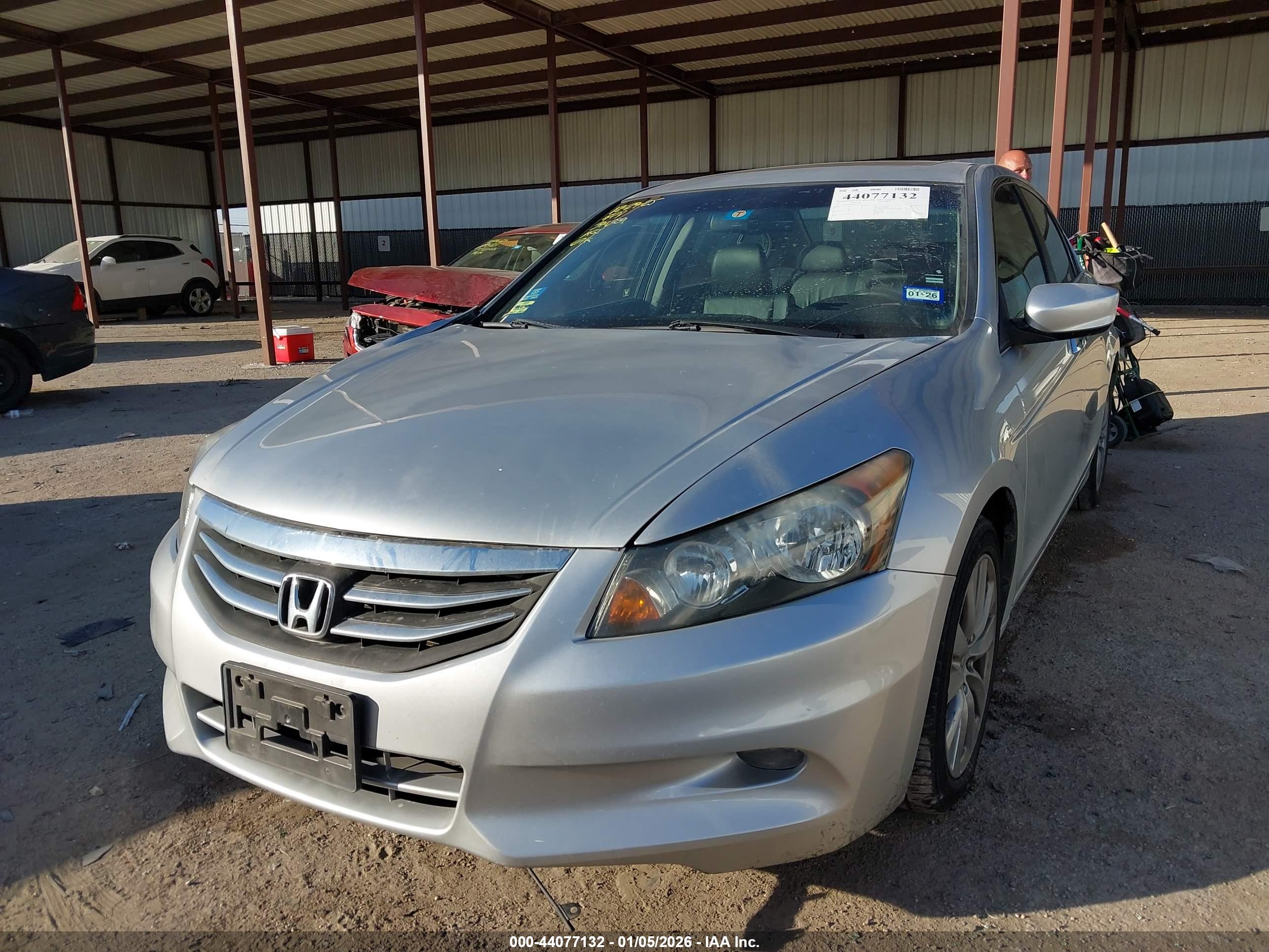 HONDA ACCORD image 2