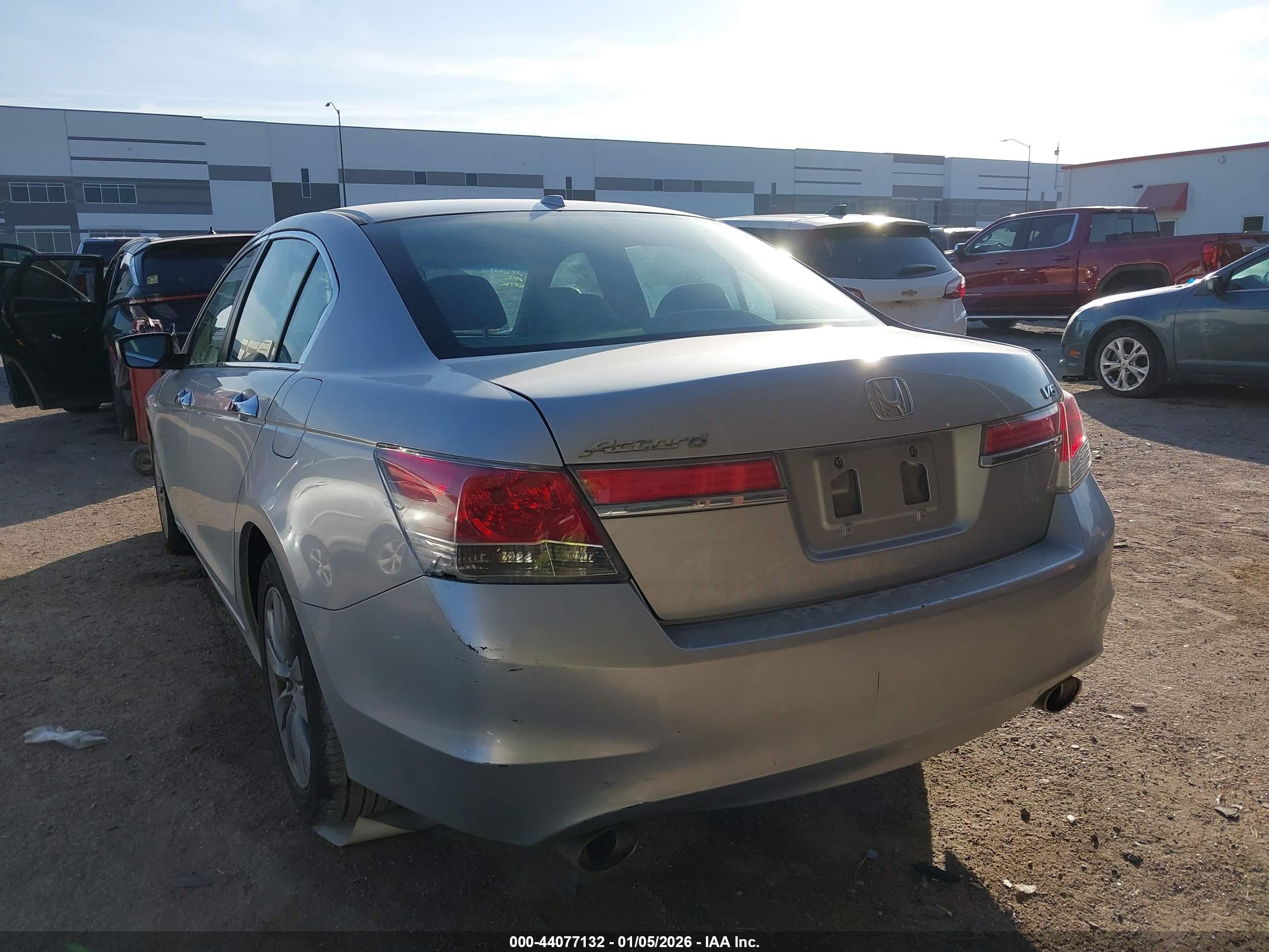 HONDA ACCORD image 3