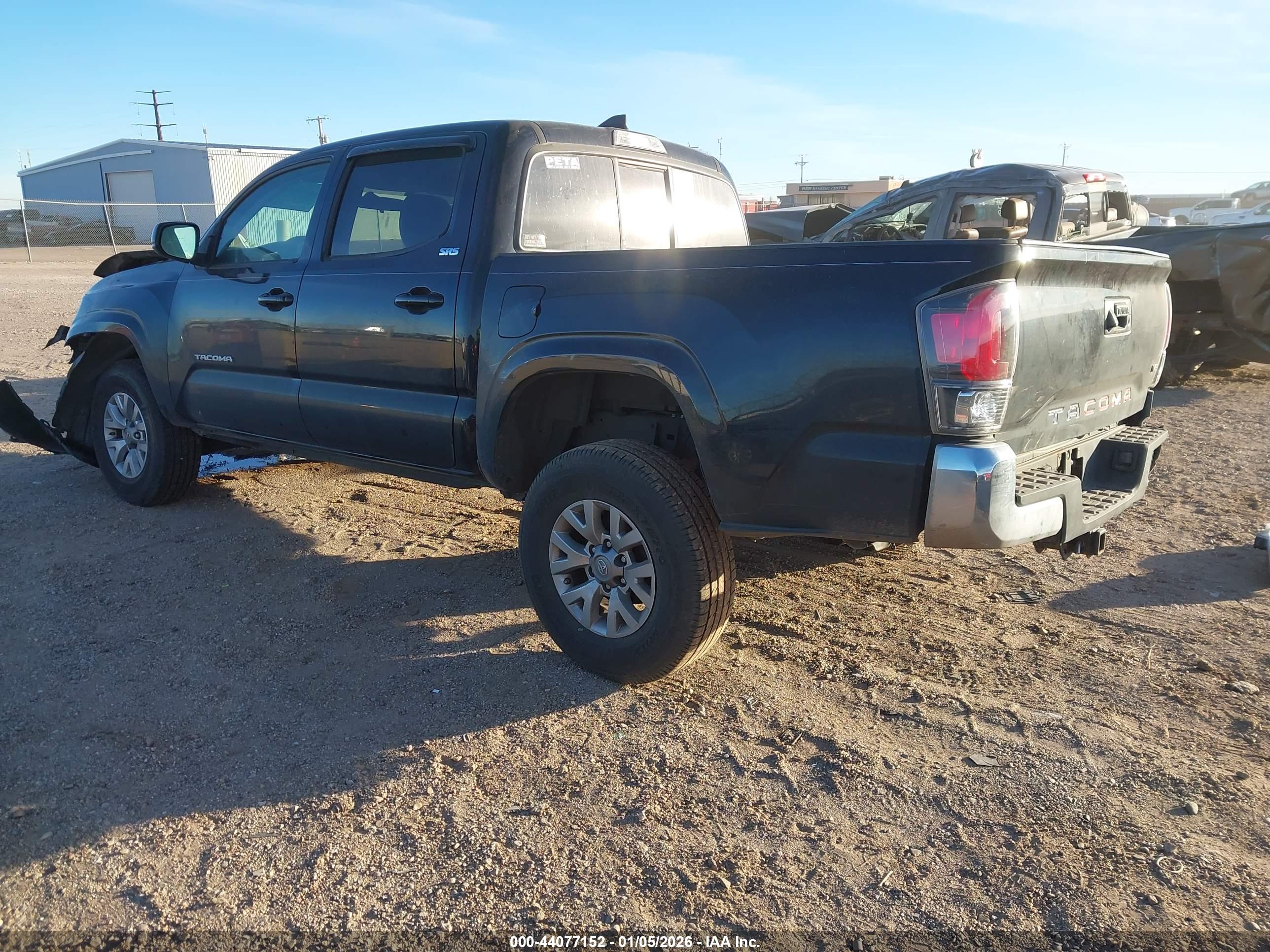 TOYOTA TACOMA image 3