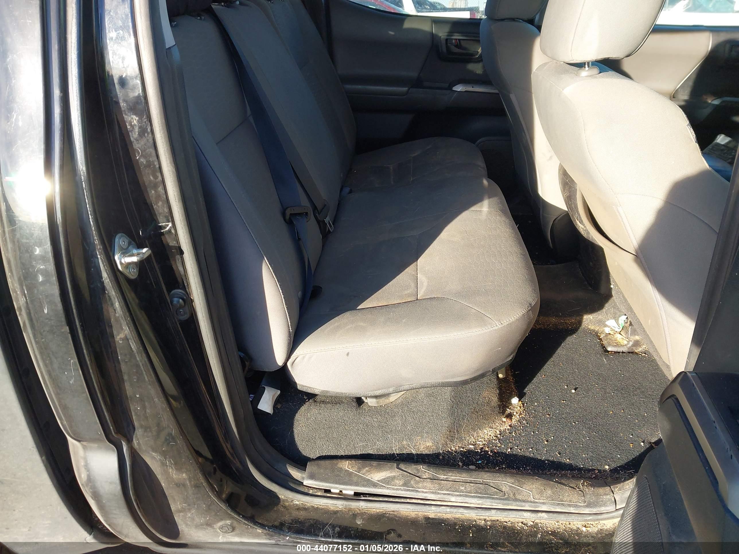 TOYOTA TACOMA image 8