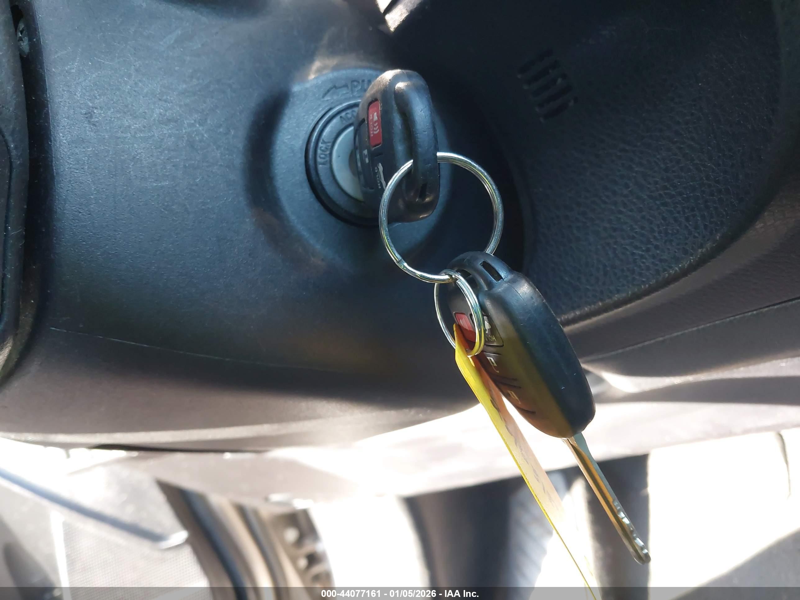 TOYOTA COROLLA image 11