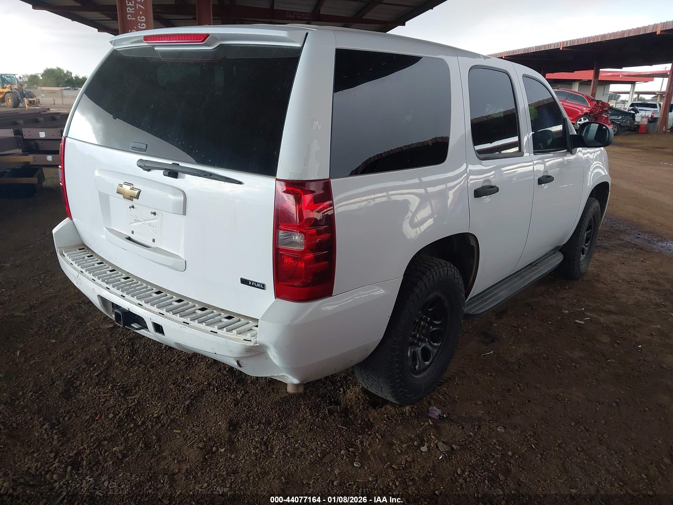 CHEVROLET TAHOE image 4