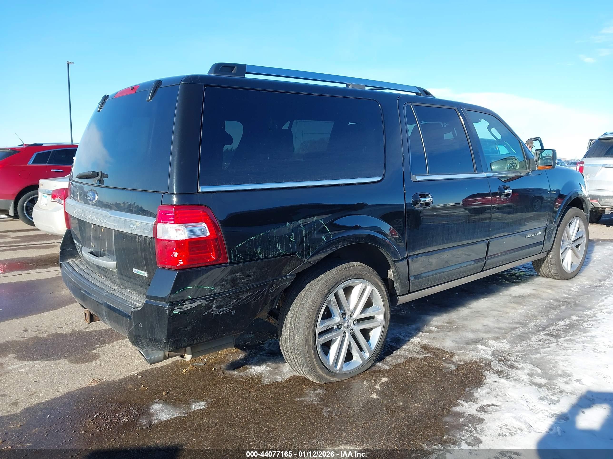 FORD EXPEDITION image 4