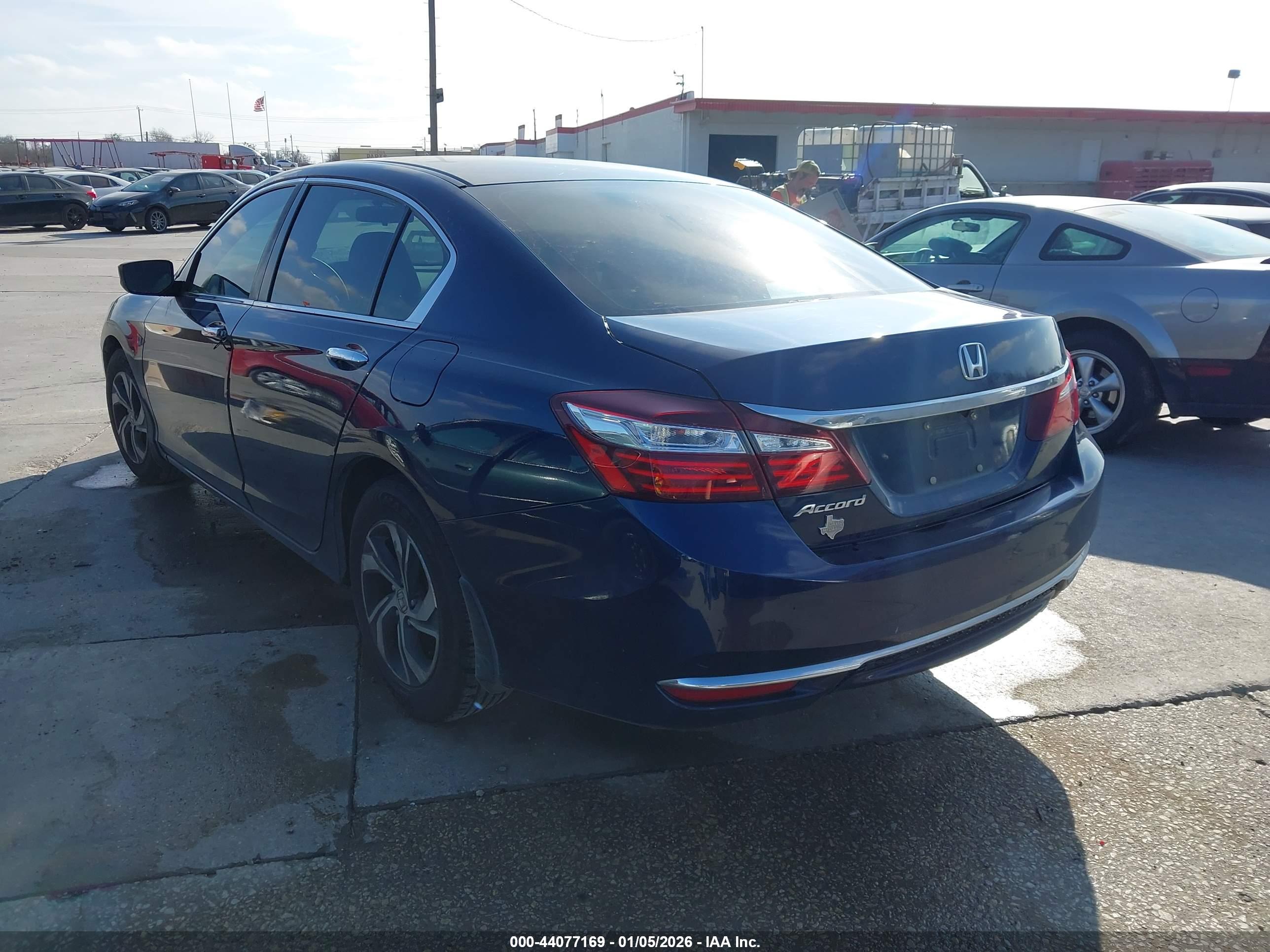HONDA ACCORD image 3