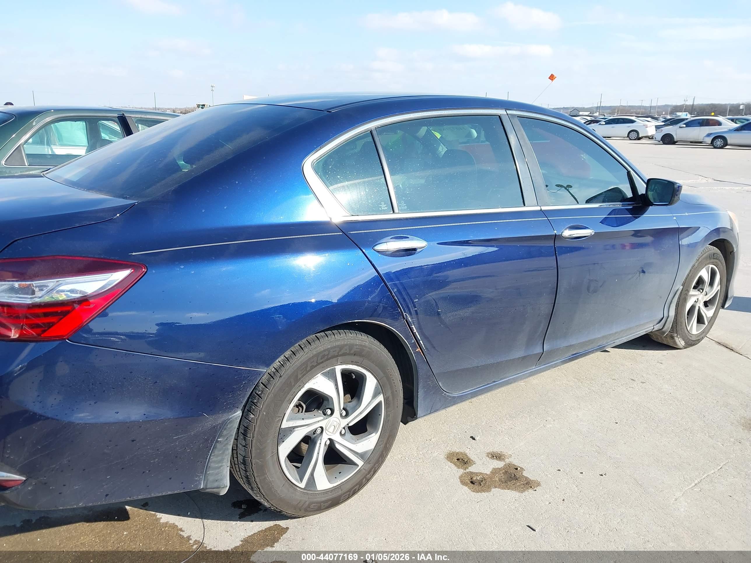 HONDA ACCORD image 6