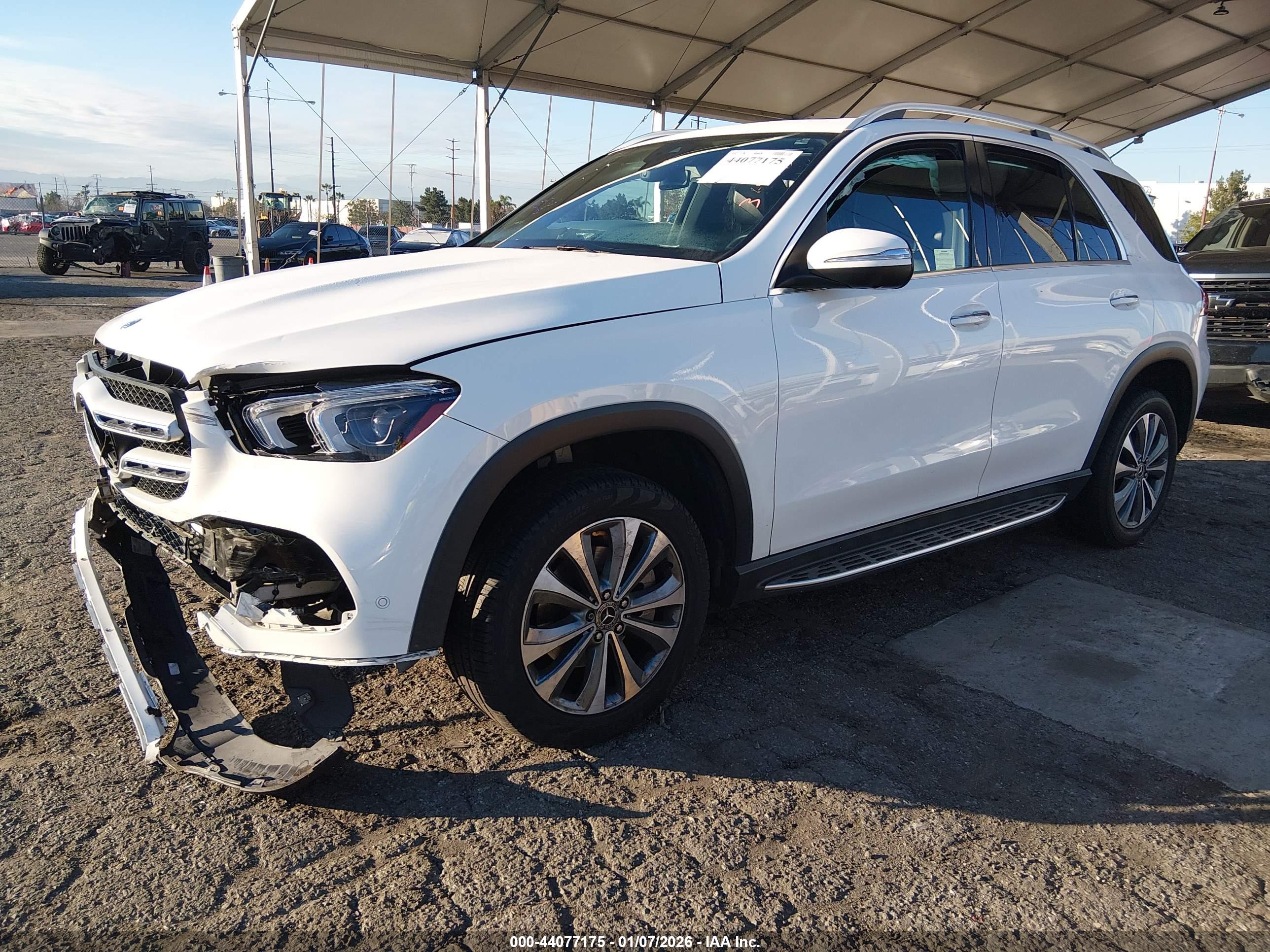 MERCEDES-BENZ GLE image 2