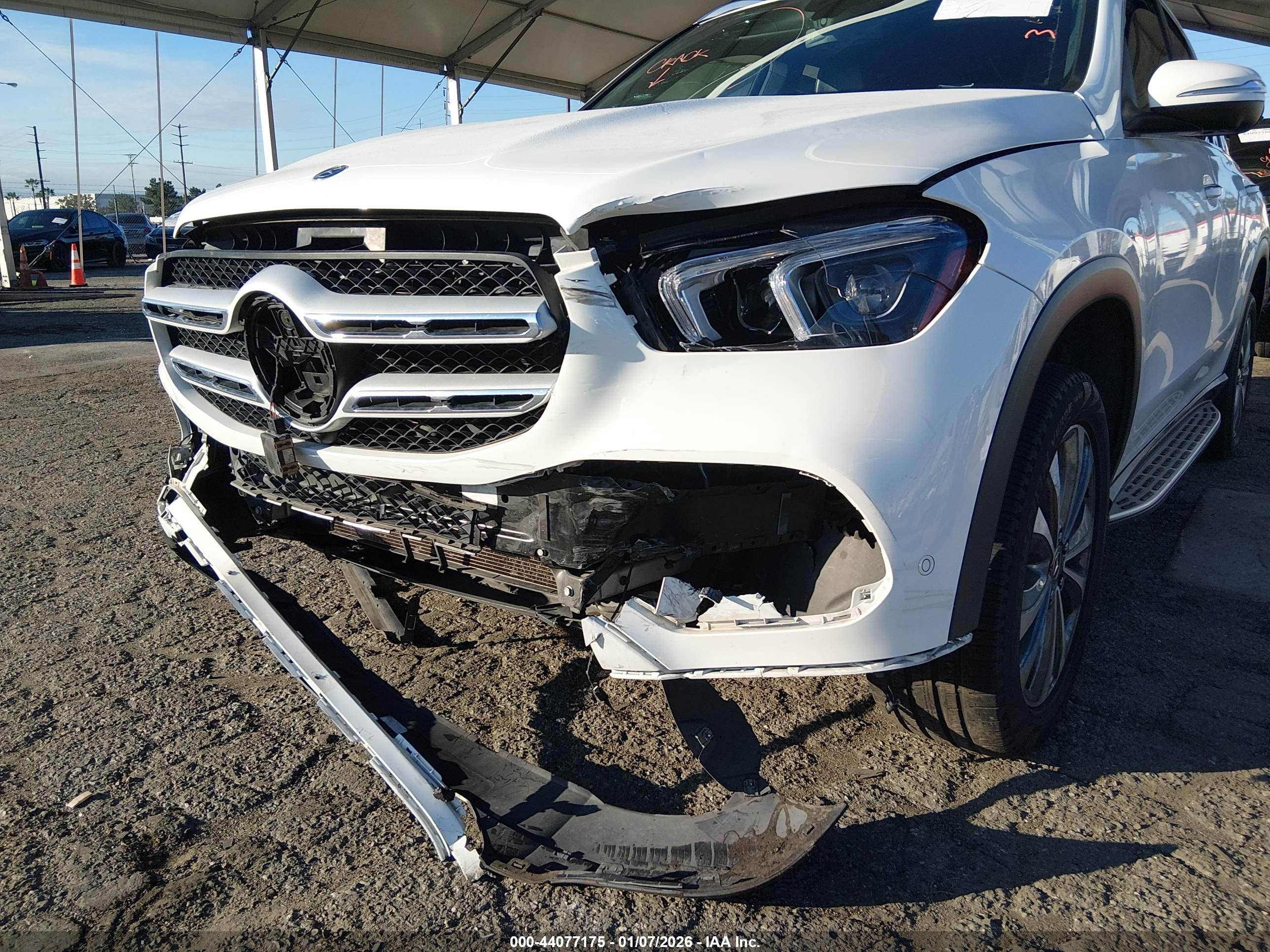 MERCEDES-BENZ GLE image 6