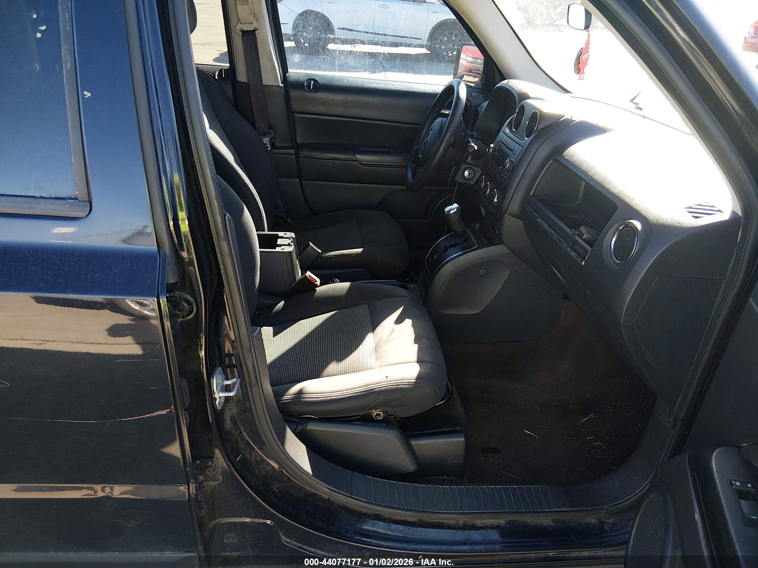 JEEP PATRIOT image 5