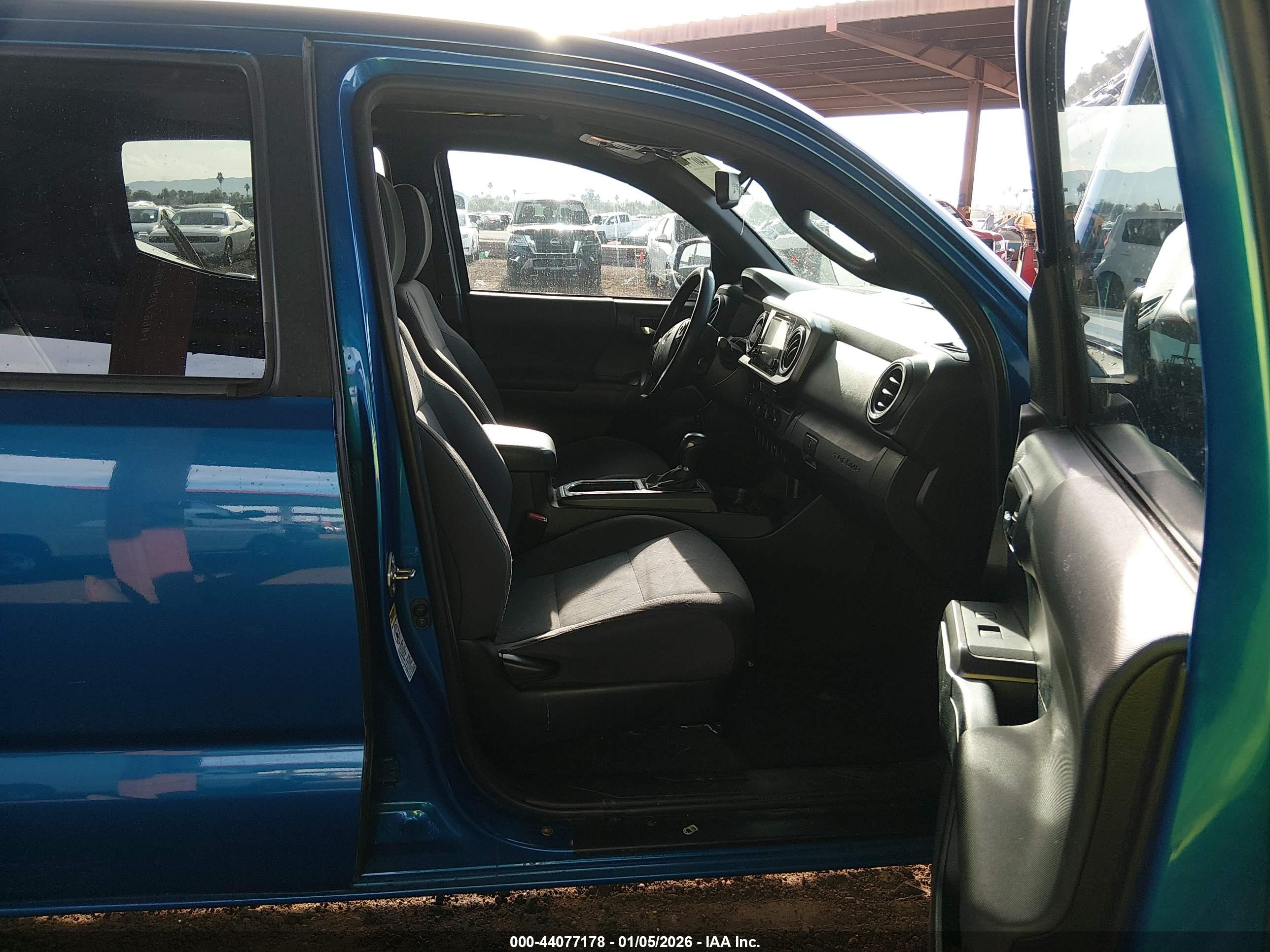 TOYOTA TACOMA image 5