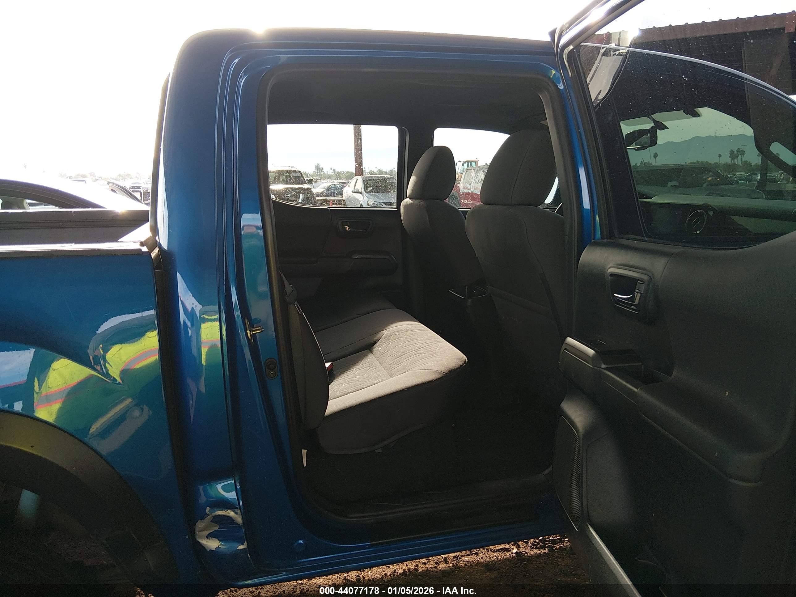 TOYOTA TACOMA image 8