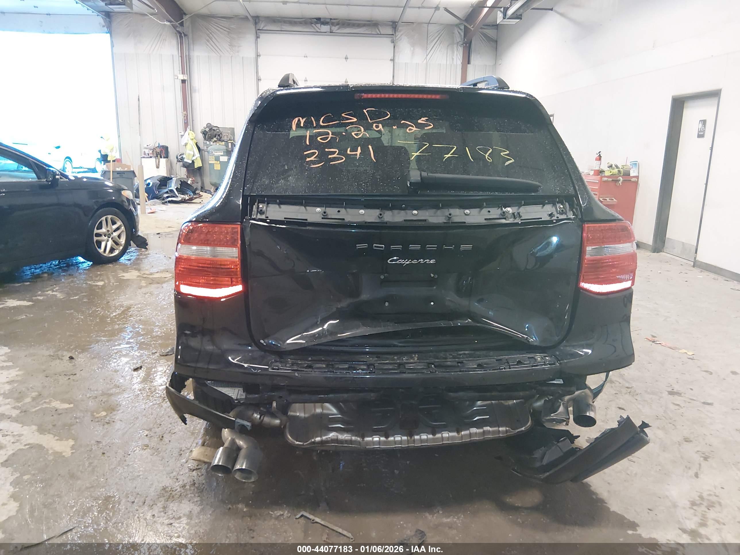 PORSCHE CAYENNE image 6