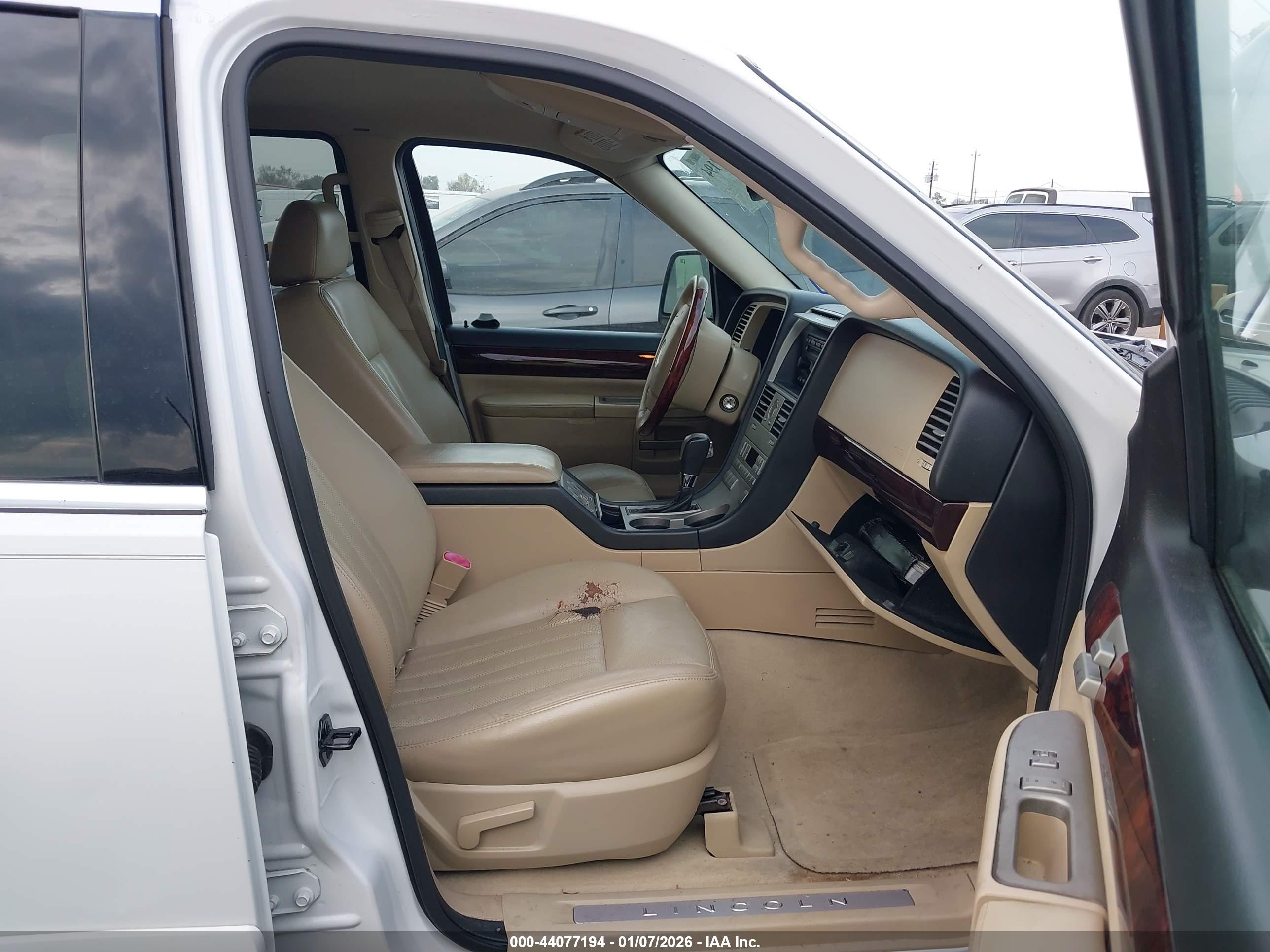 LINCOLN AVIATOR image 5