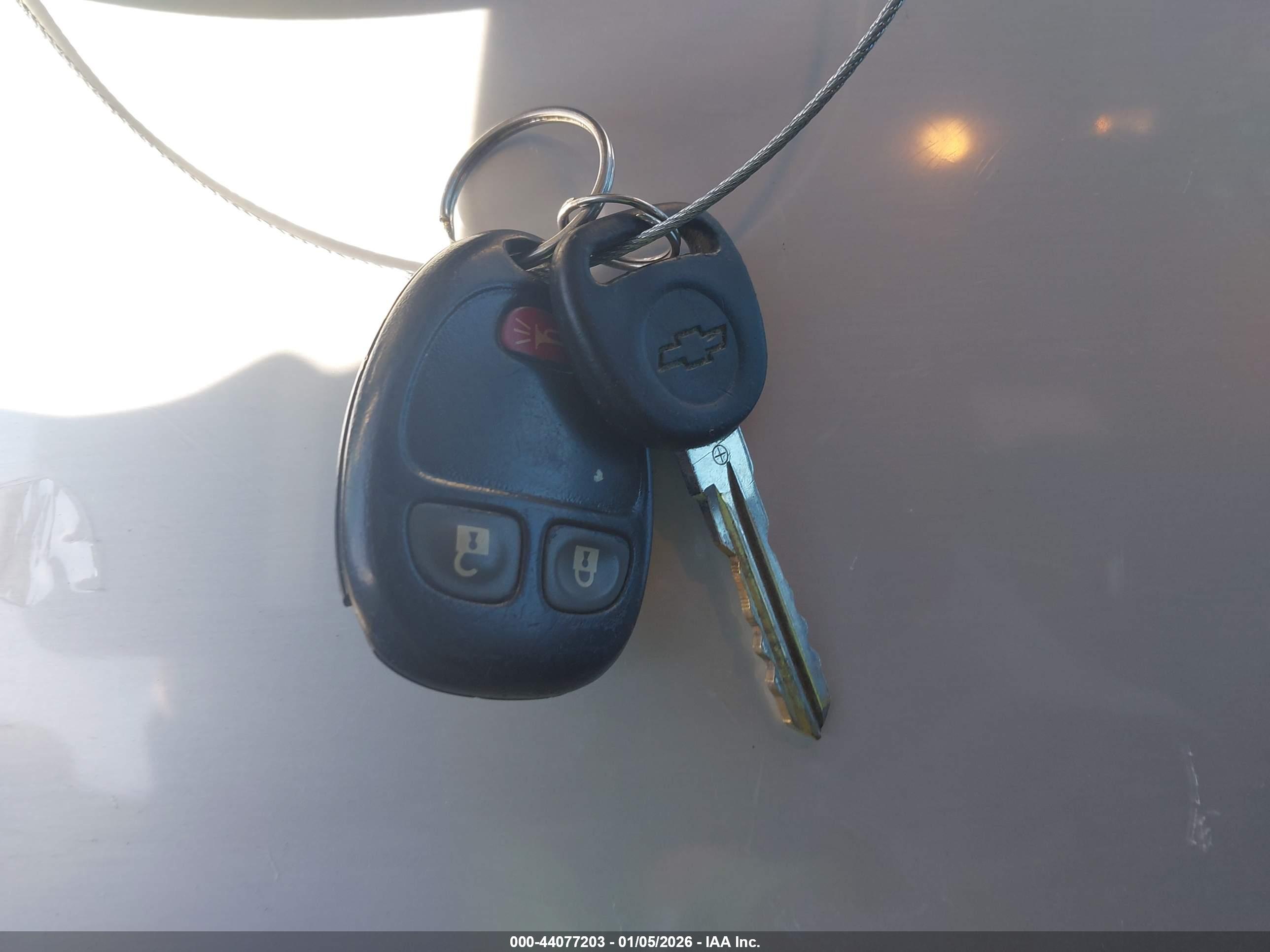 CHEVROLET TRAVERSE image 11