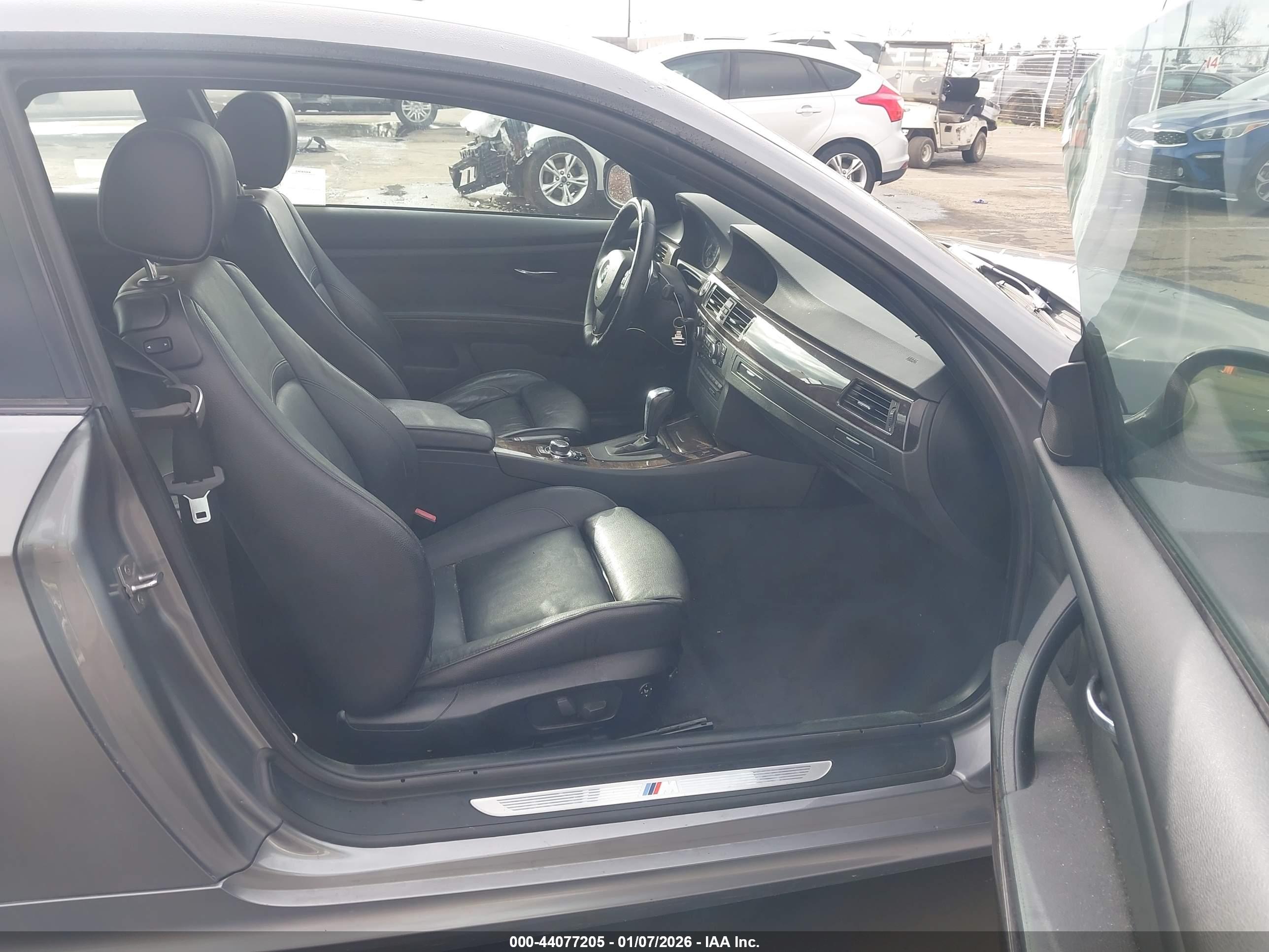 BMW 328I image 5