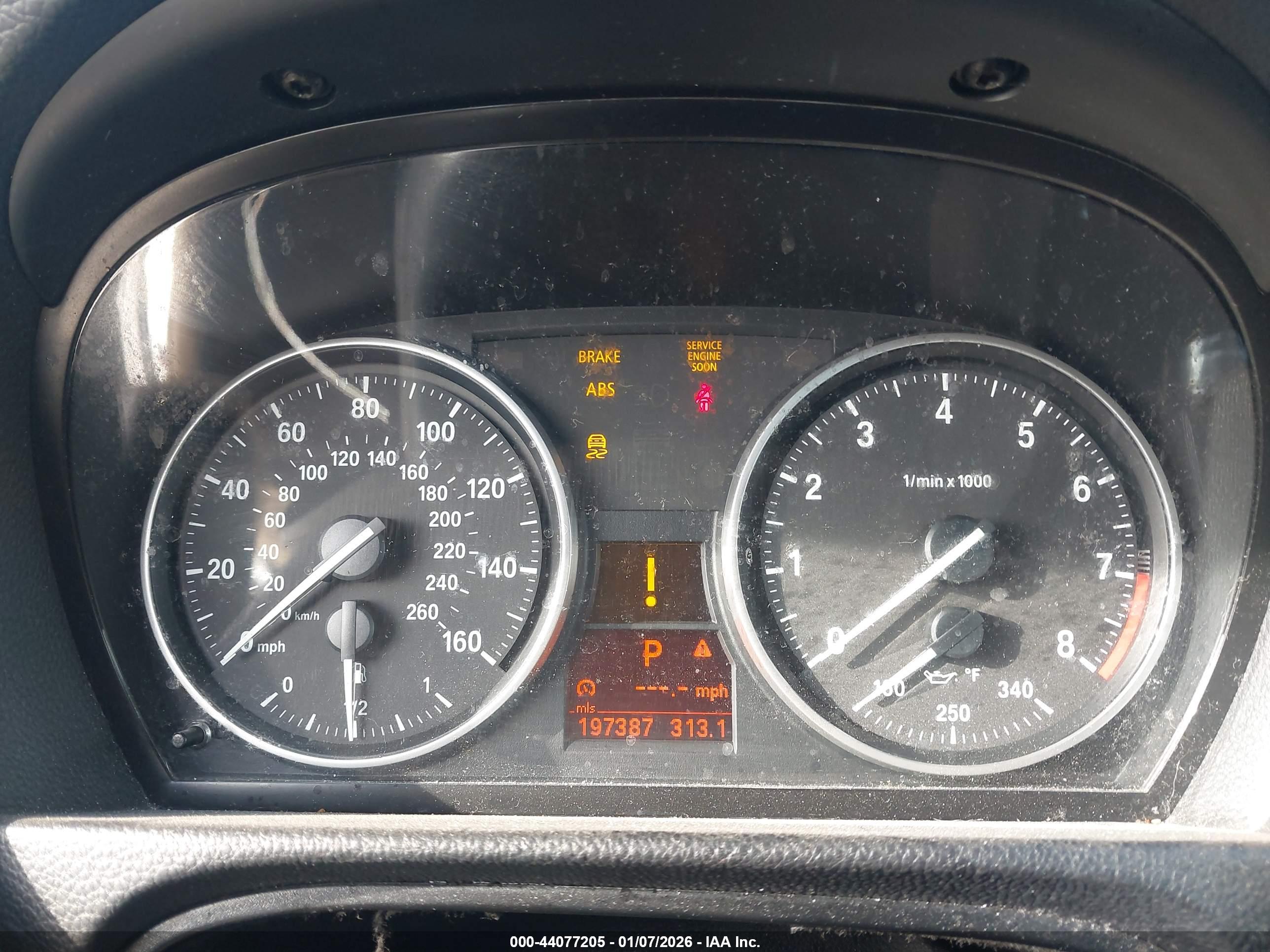 BMW 328I image 7