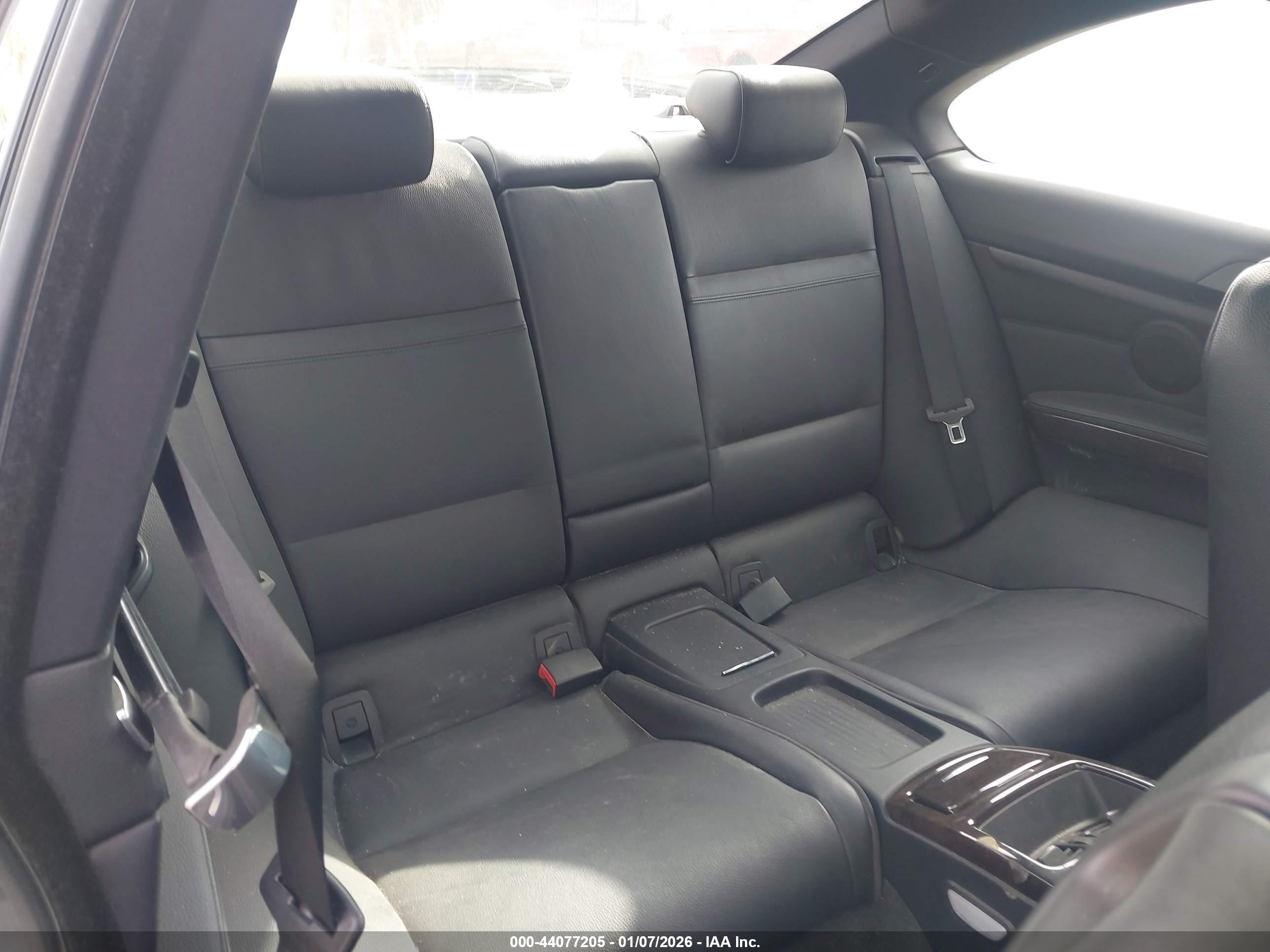 BMW 328I image 8