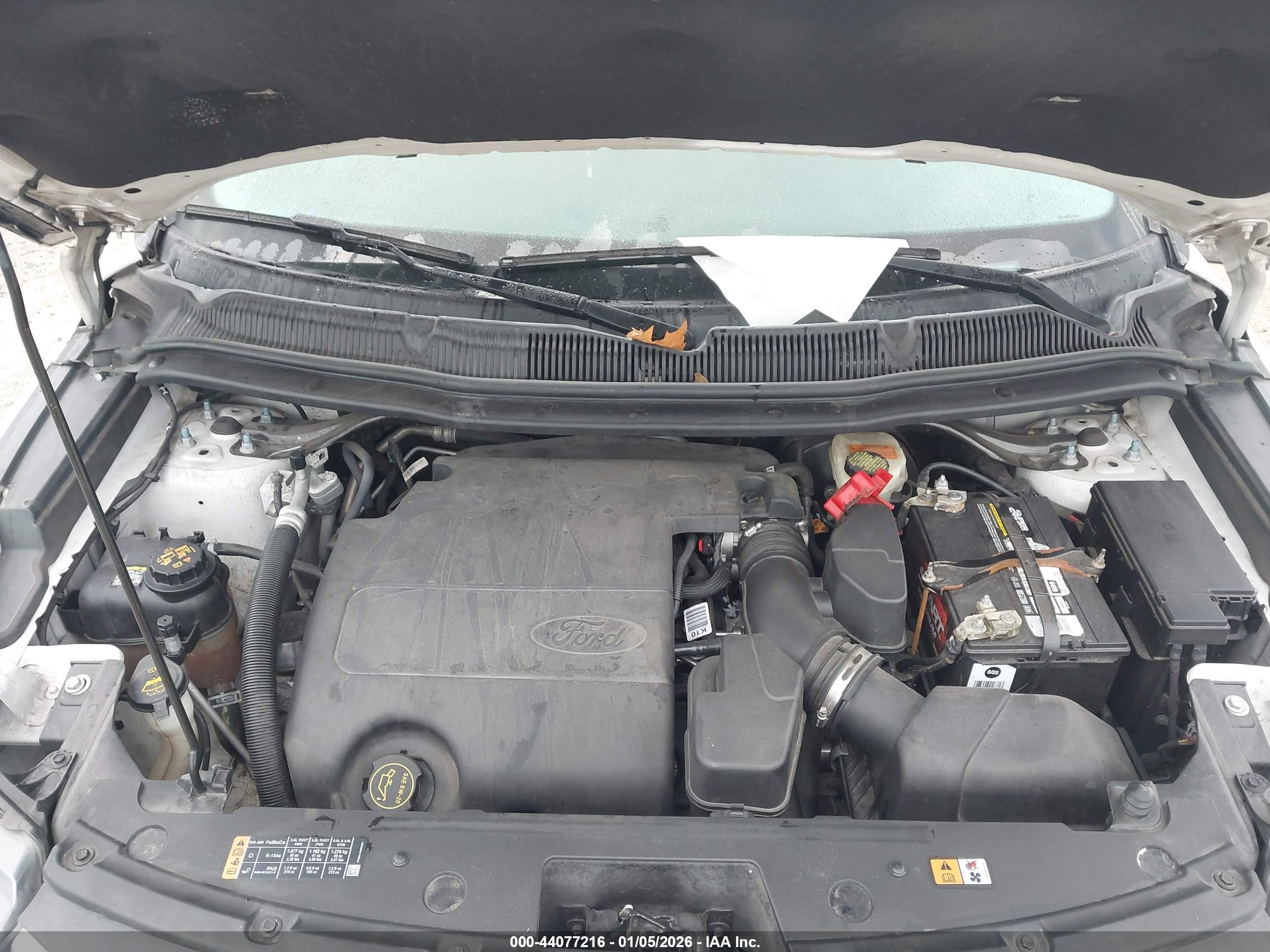 FORD EXPLORER image 10