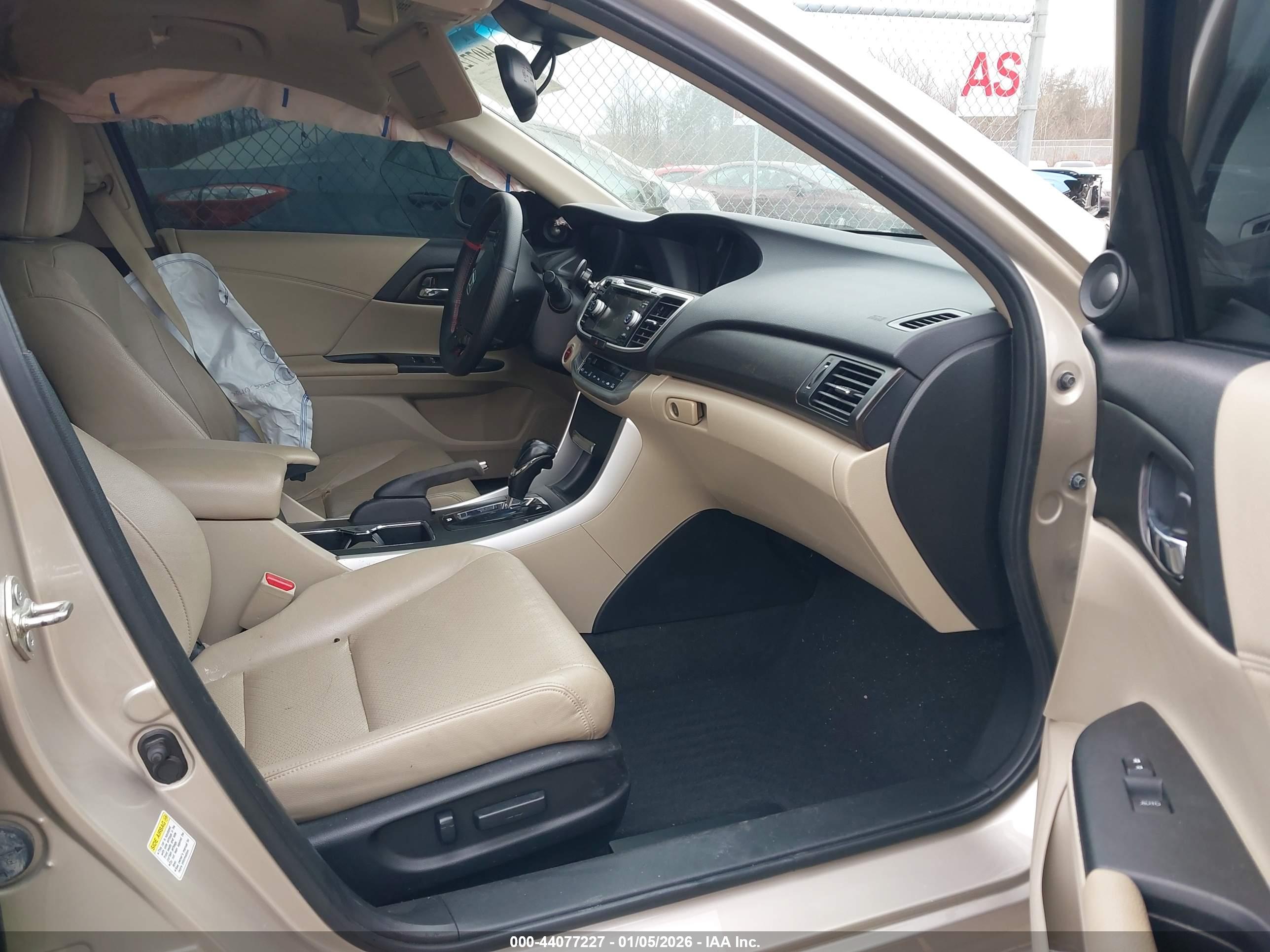 HONDA ACCORD image 5