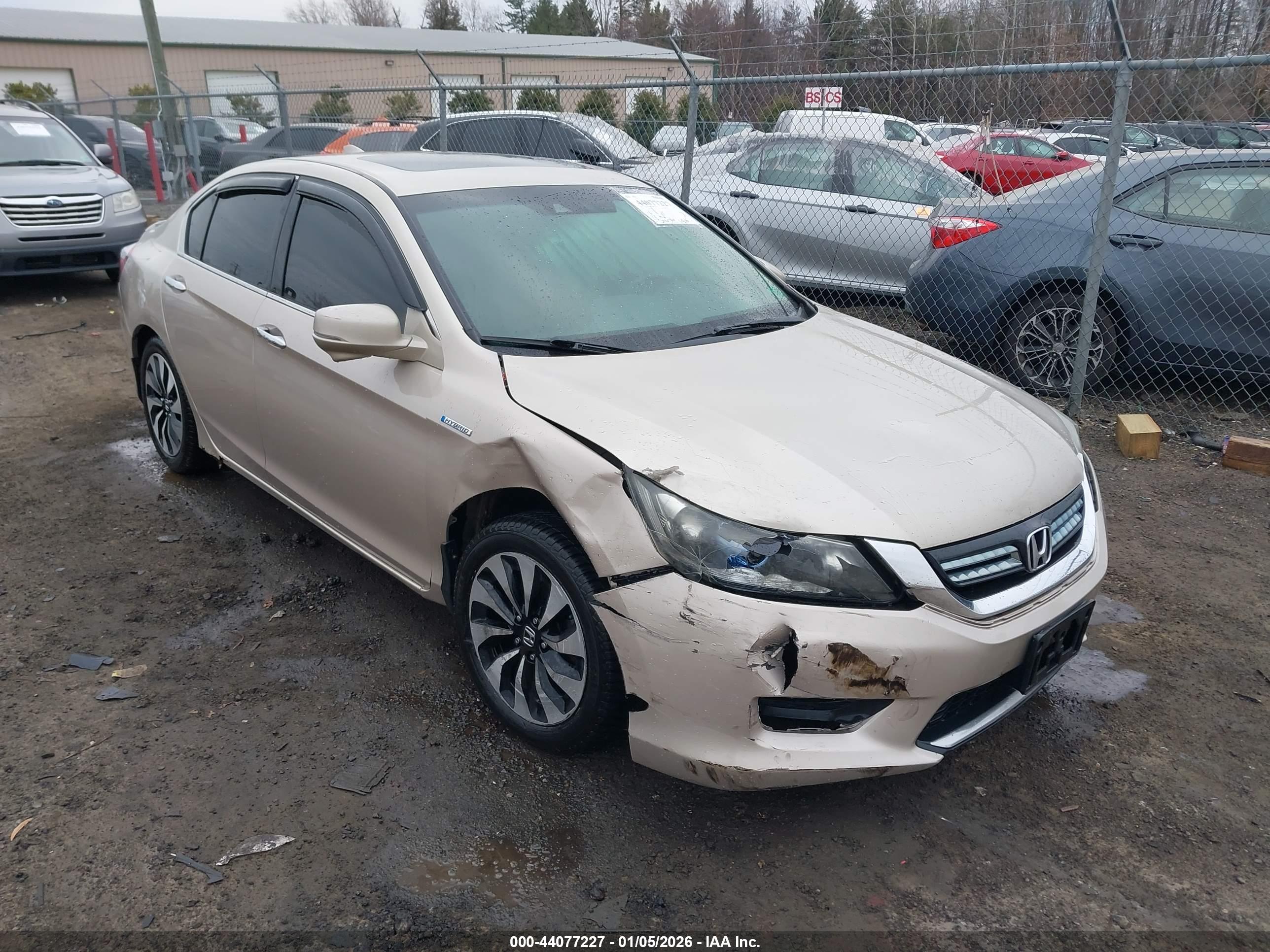 HONDA ACCORD image 6