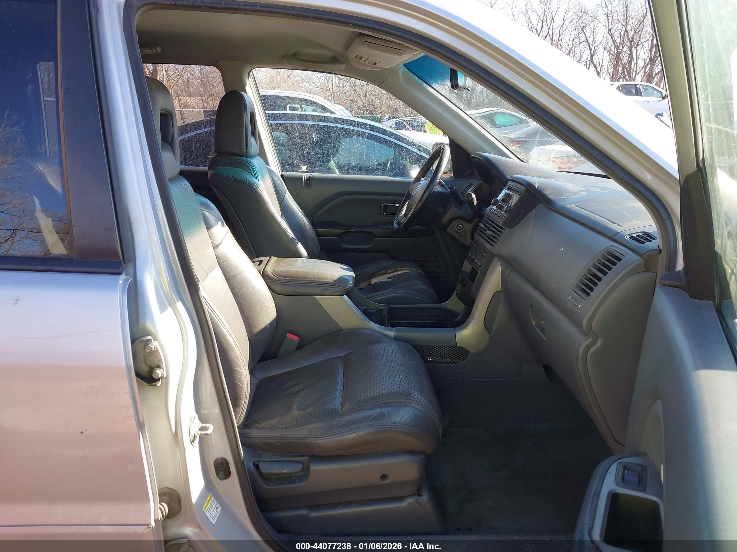 HONDA PILOT image 5