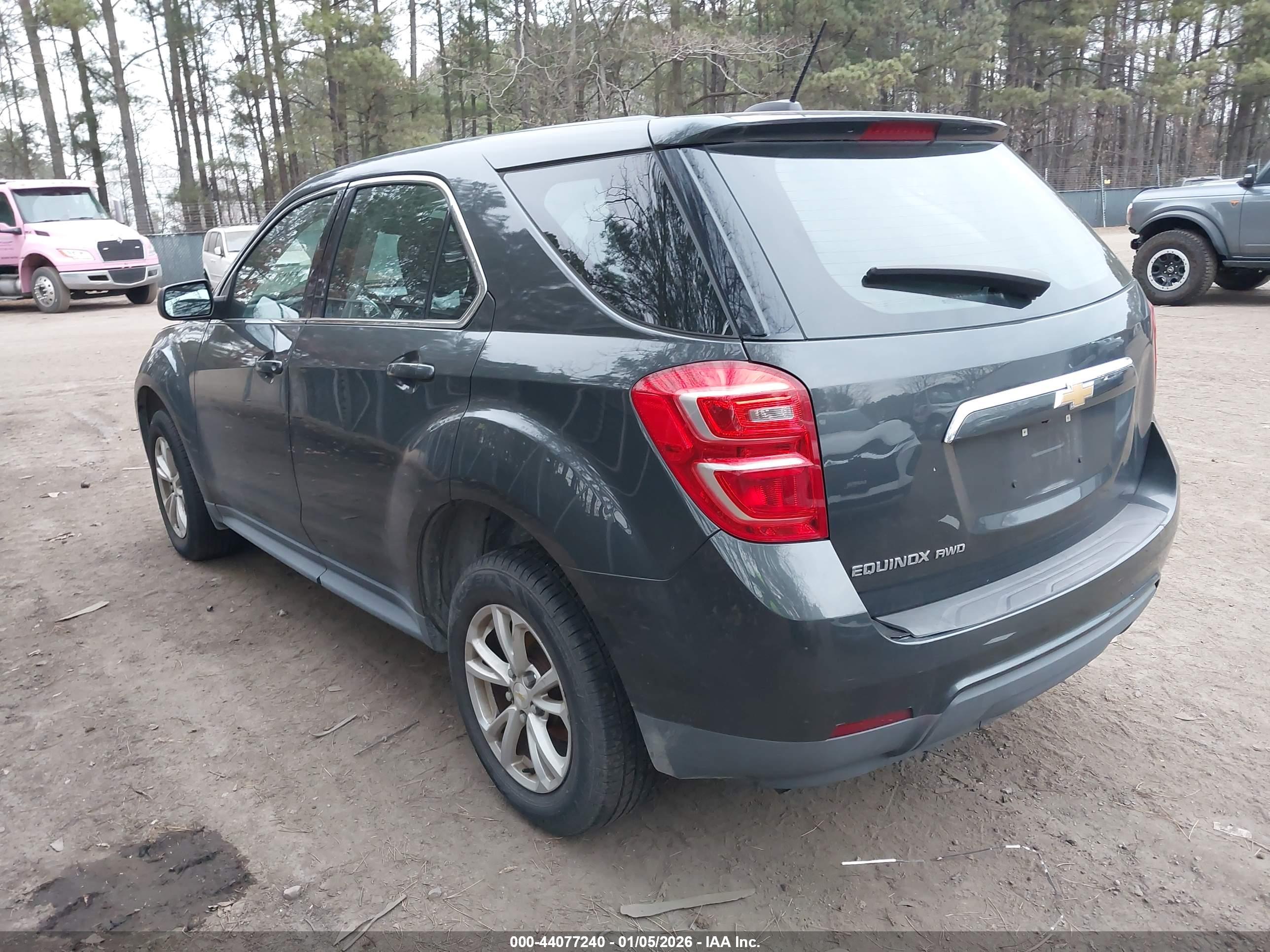 CHEVROLET EQUINOX image 3