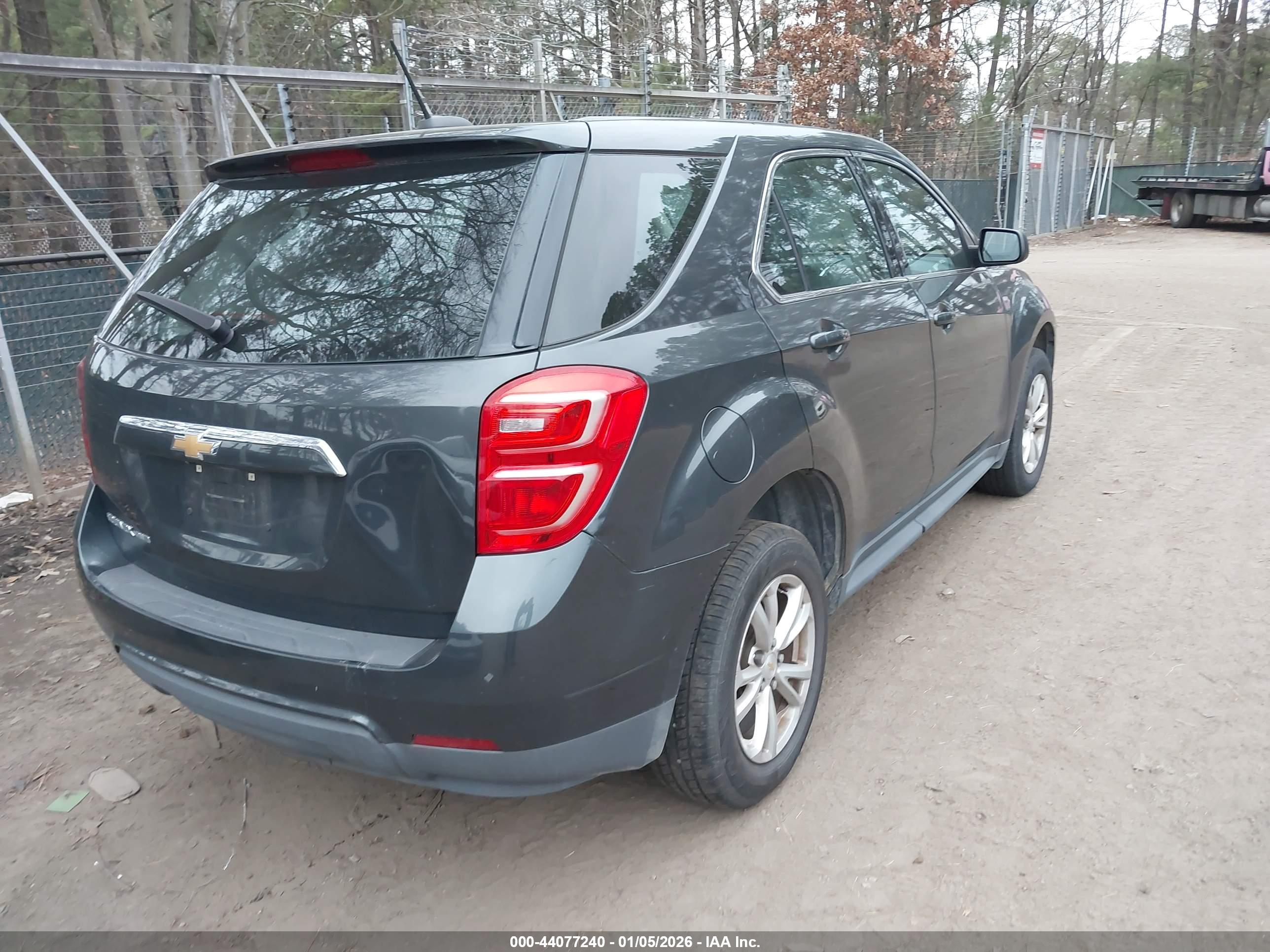 CHEVROLET EQUINOX image 4